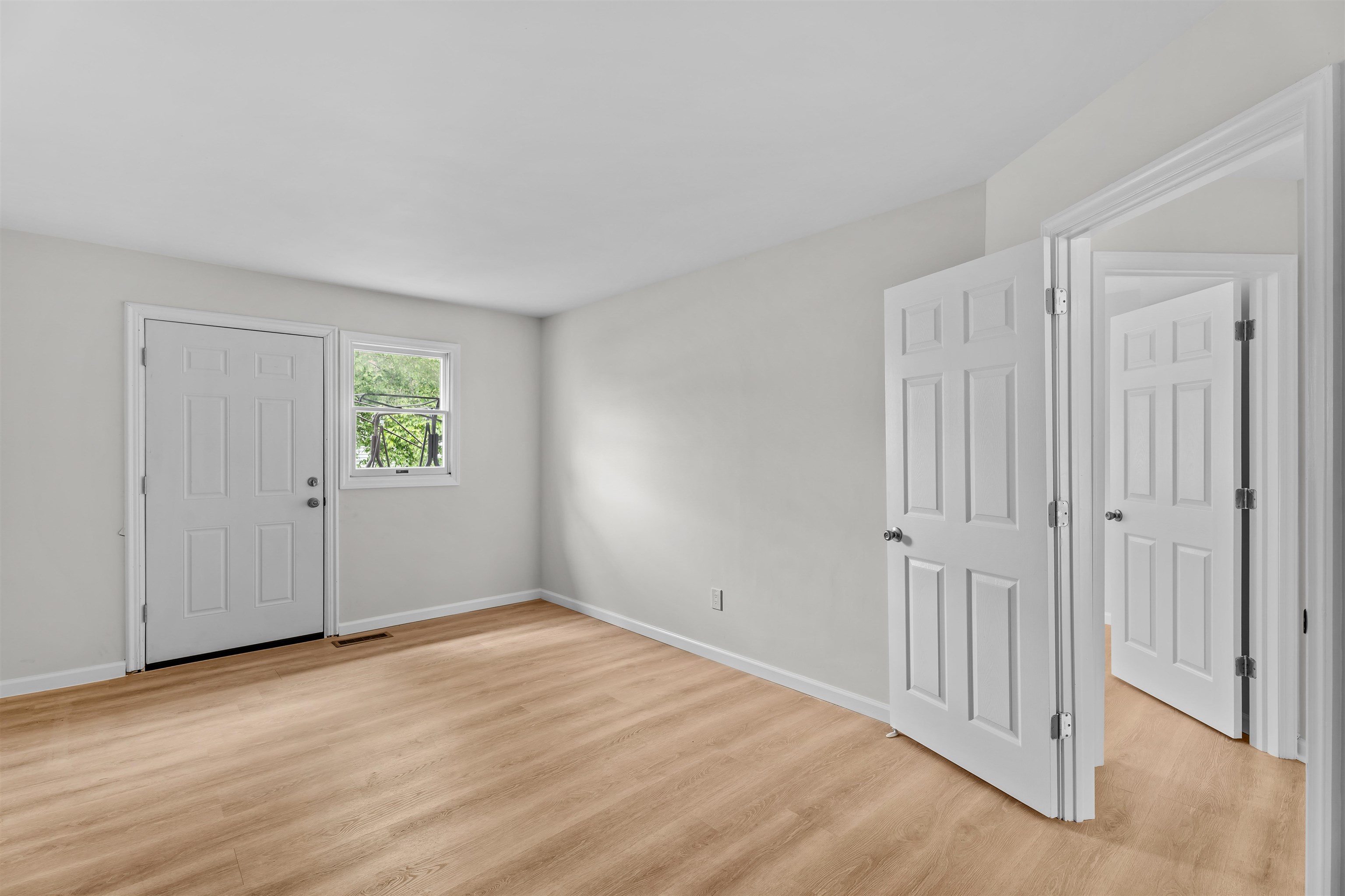 336 WINFIELD AVE