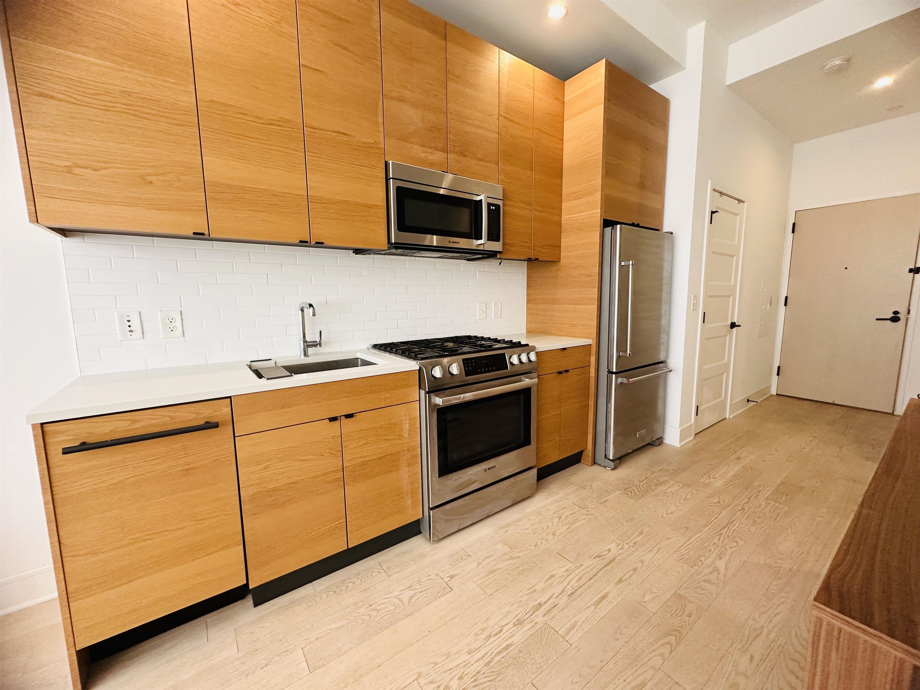 10 PROVOST ST Unit: 2505