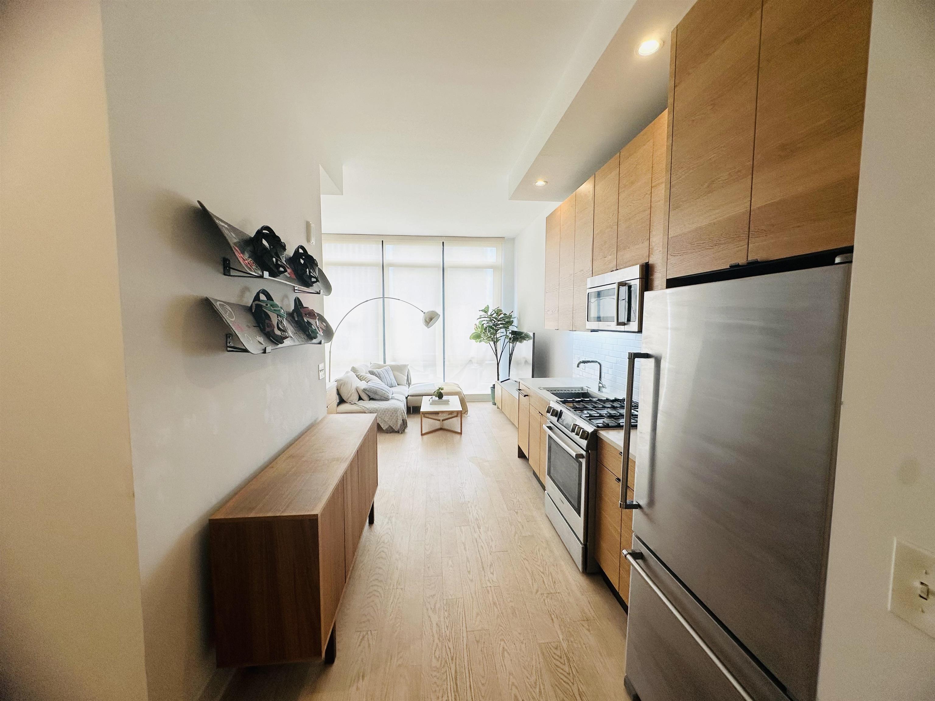 10 PROVOST ST Unit: 2505