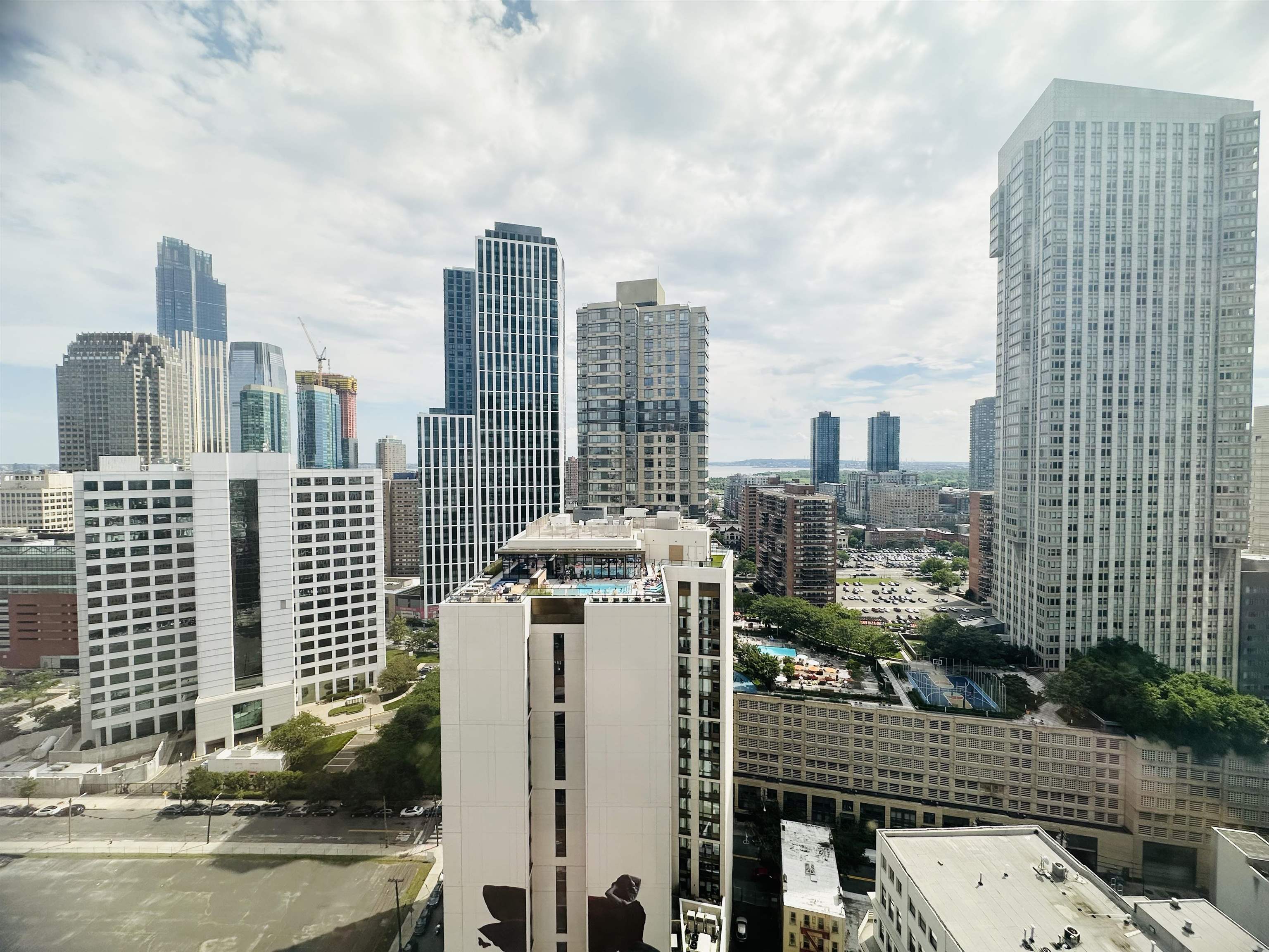 10 PROVOST ST Unit: 2505