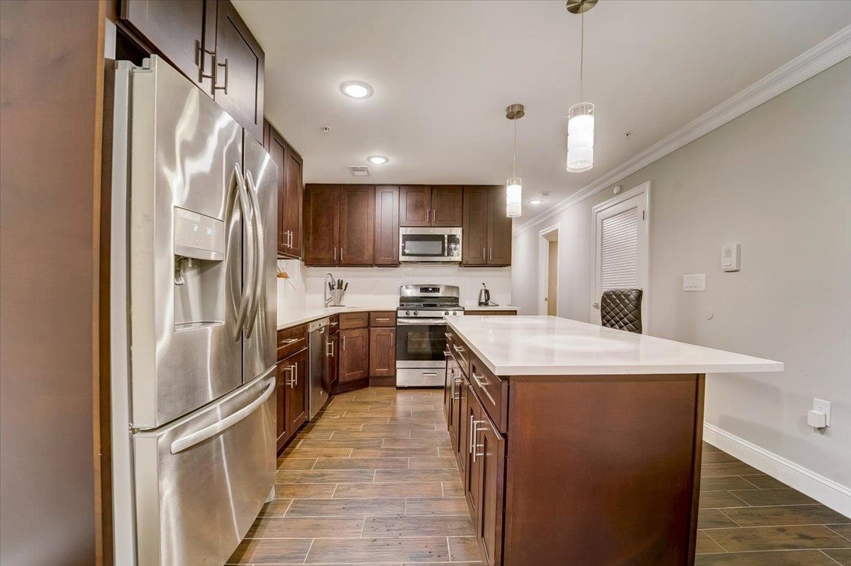 2765 KENNEDY BLVD Unit: 1