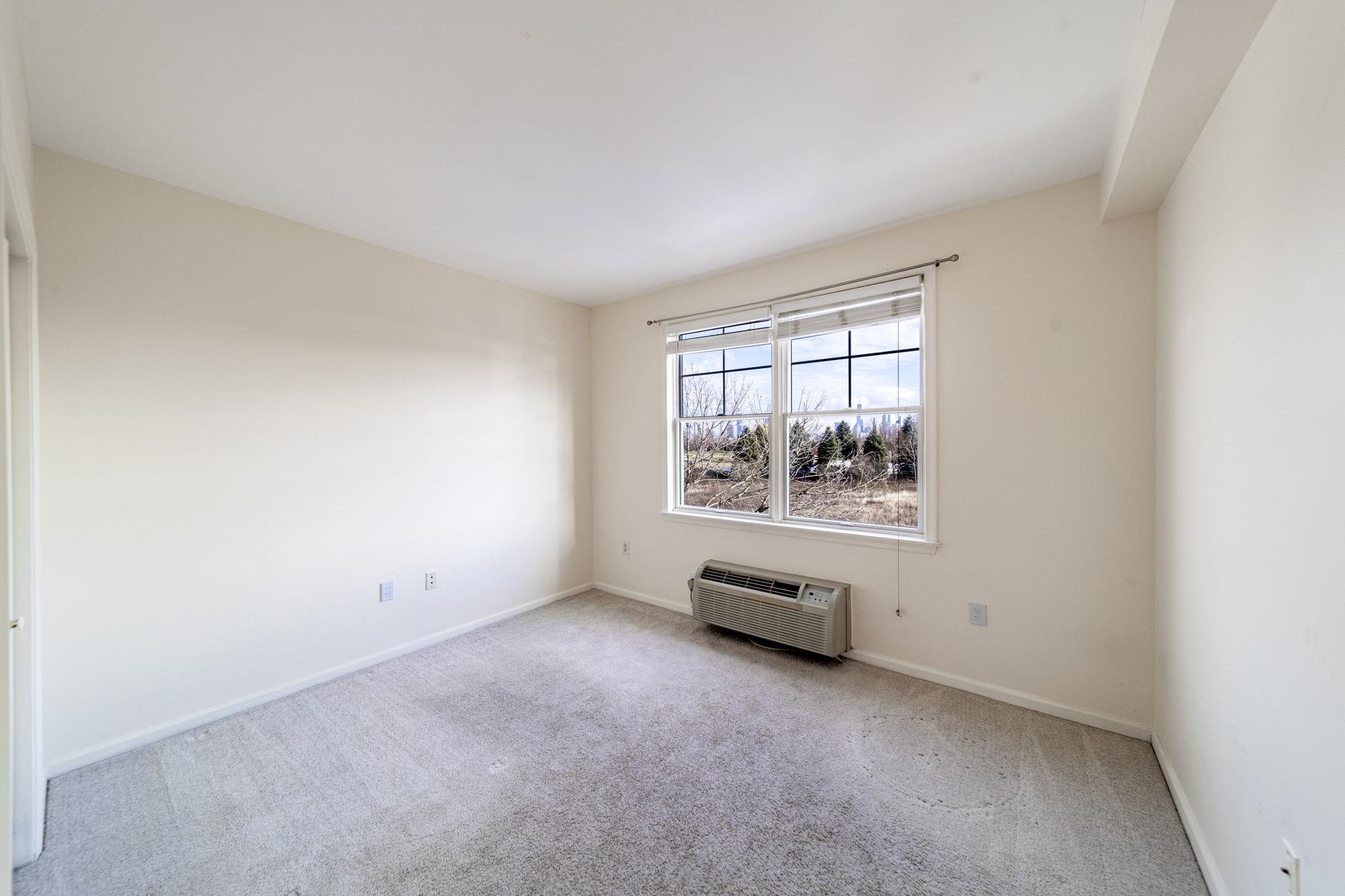 15 ENTERPRISE CT Unit: 203