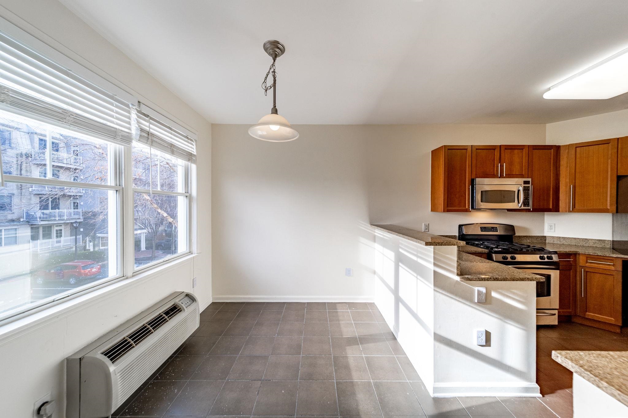 15 ENTERPRISE CT Unit: 203