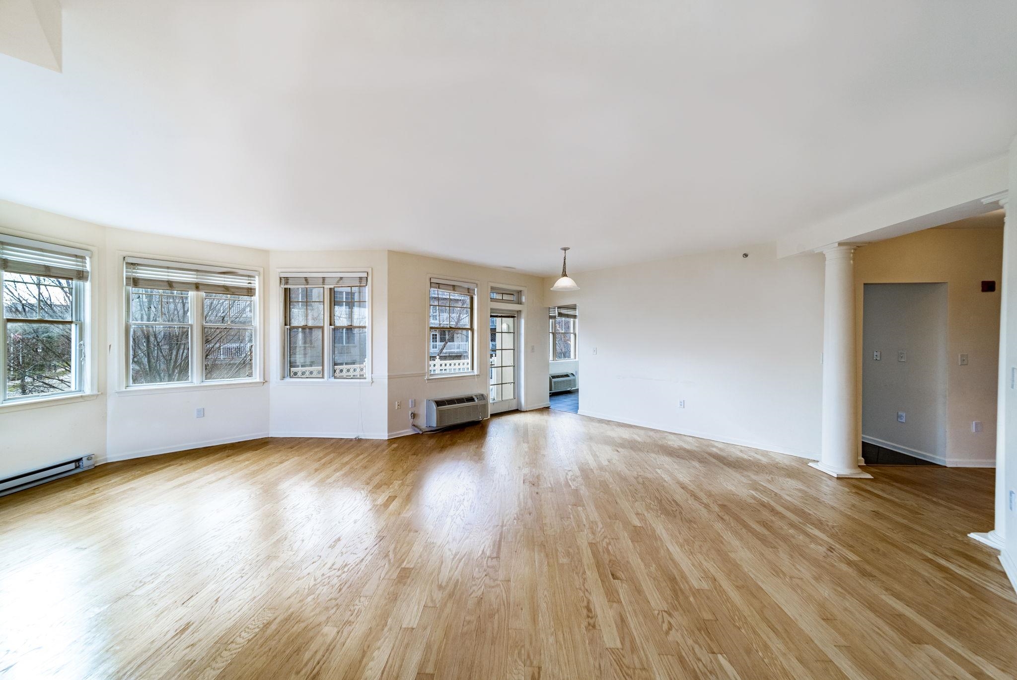 15 ENTERPRISE CT Unit: 203