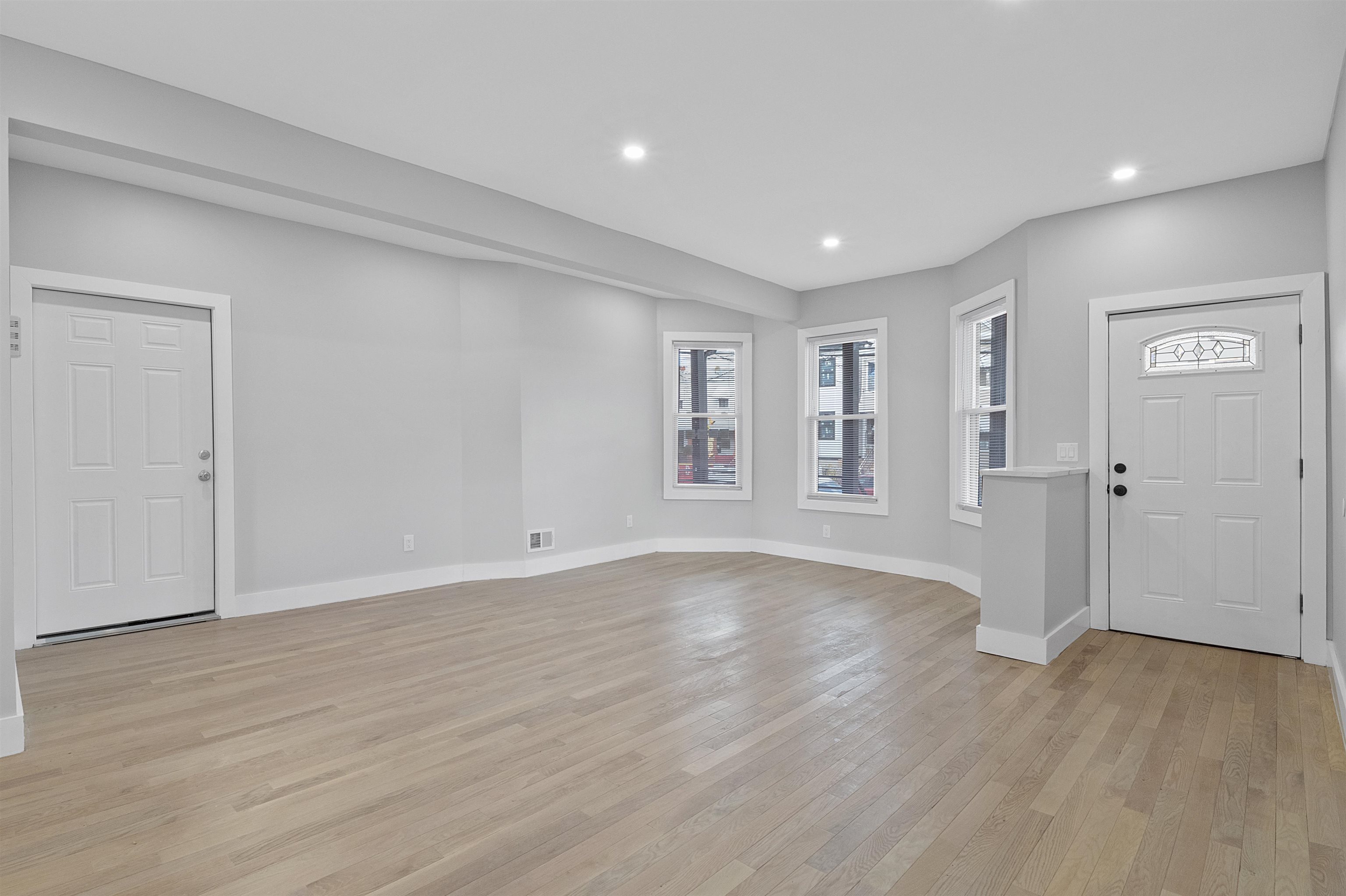 95 CLAREMONT AVE