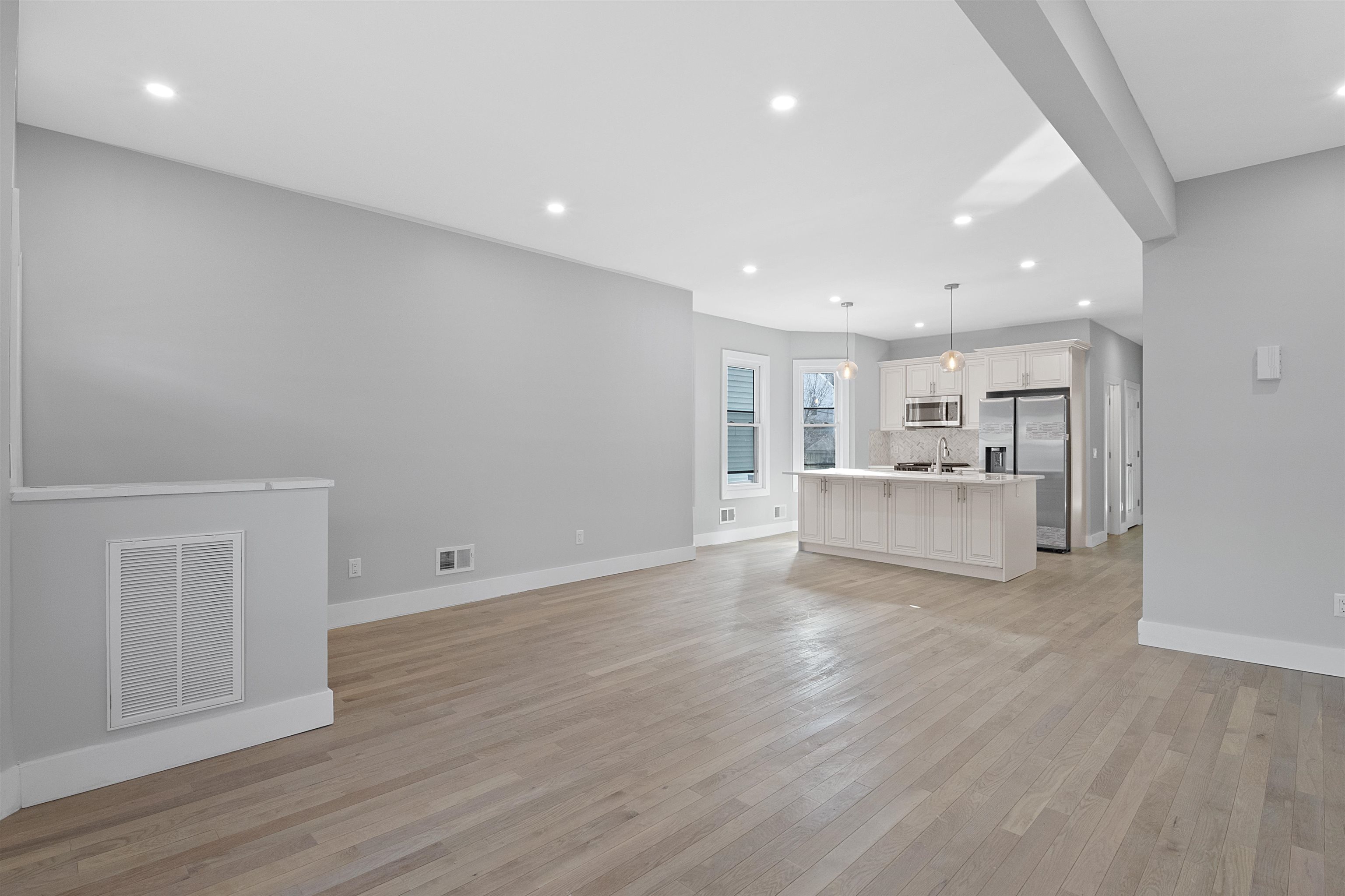 95 CLAREMONT AVE