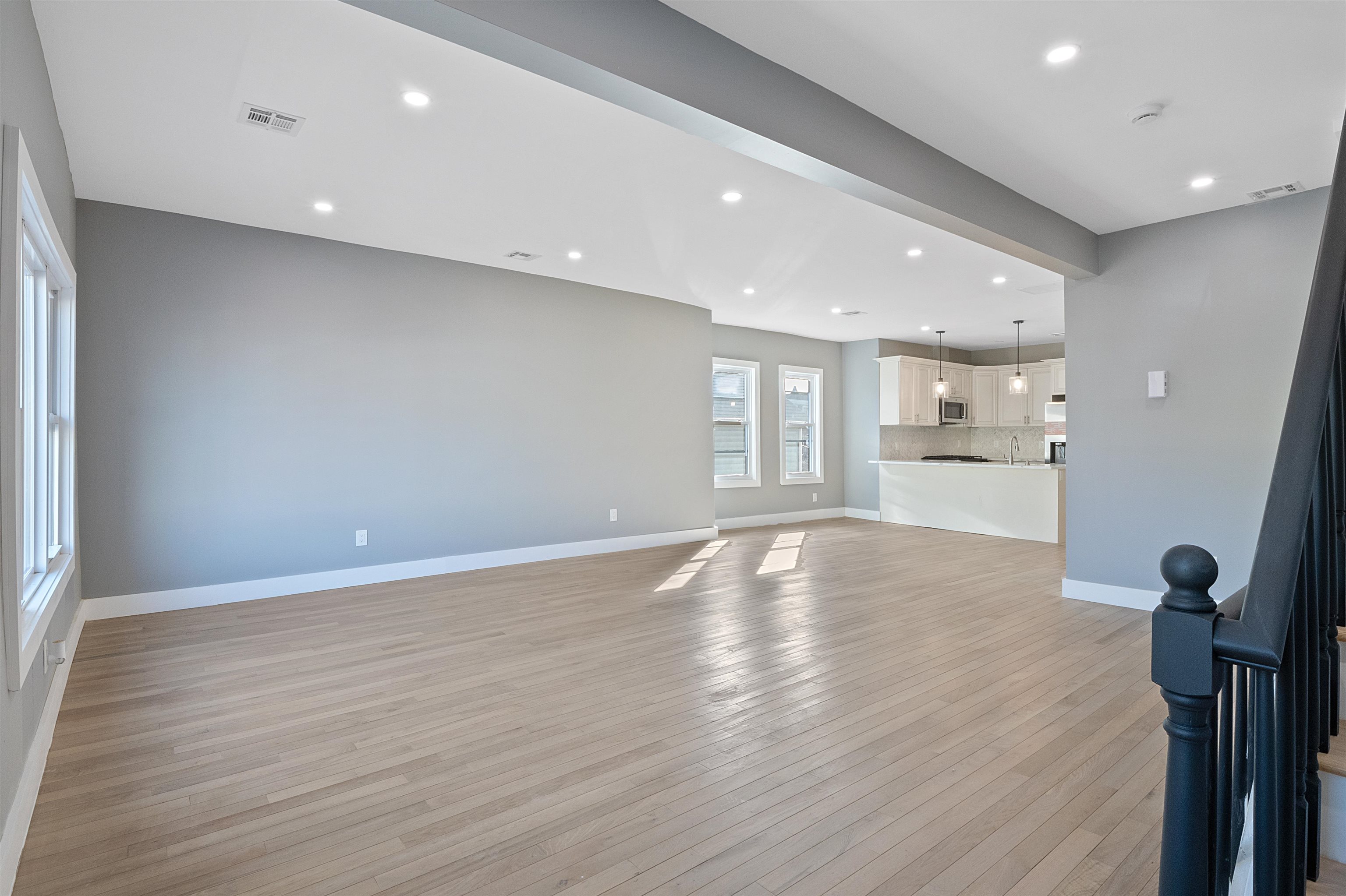 95 CLAREMONT AVE