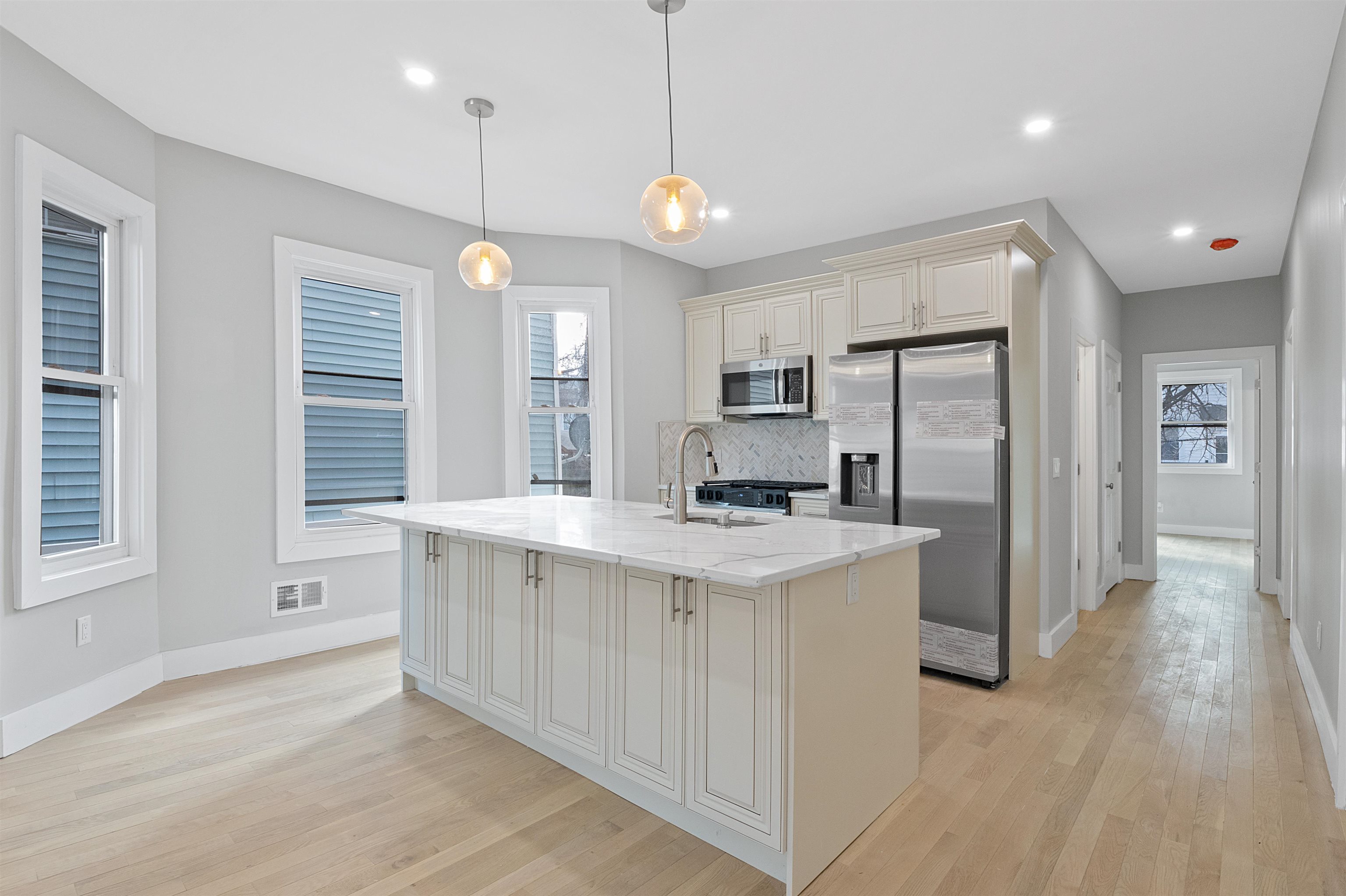 95 CLAREMONT AVE