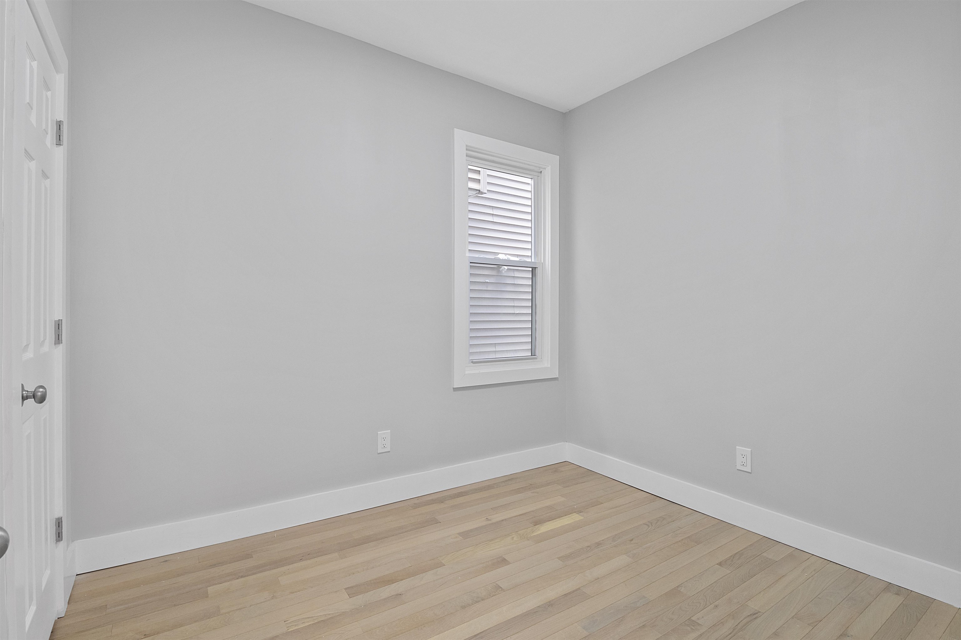 95 CLAREMONT AVE