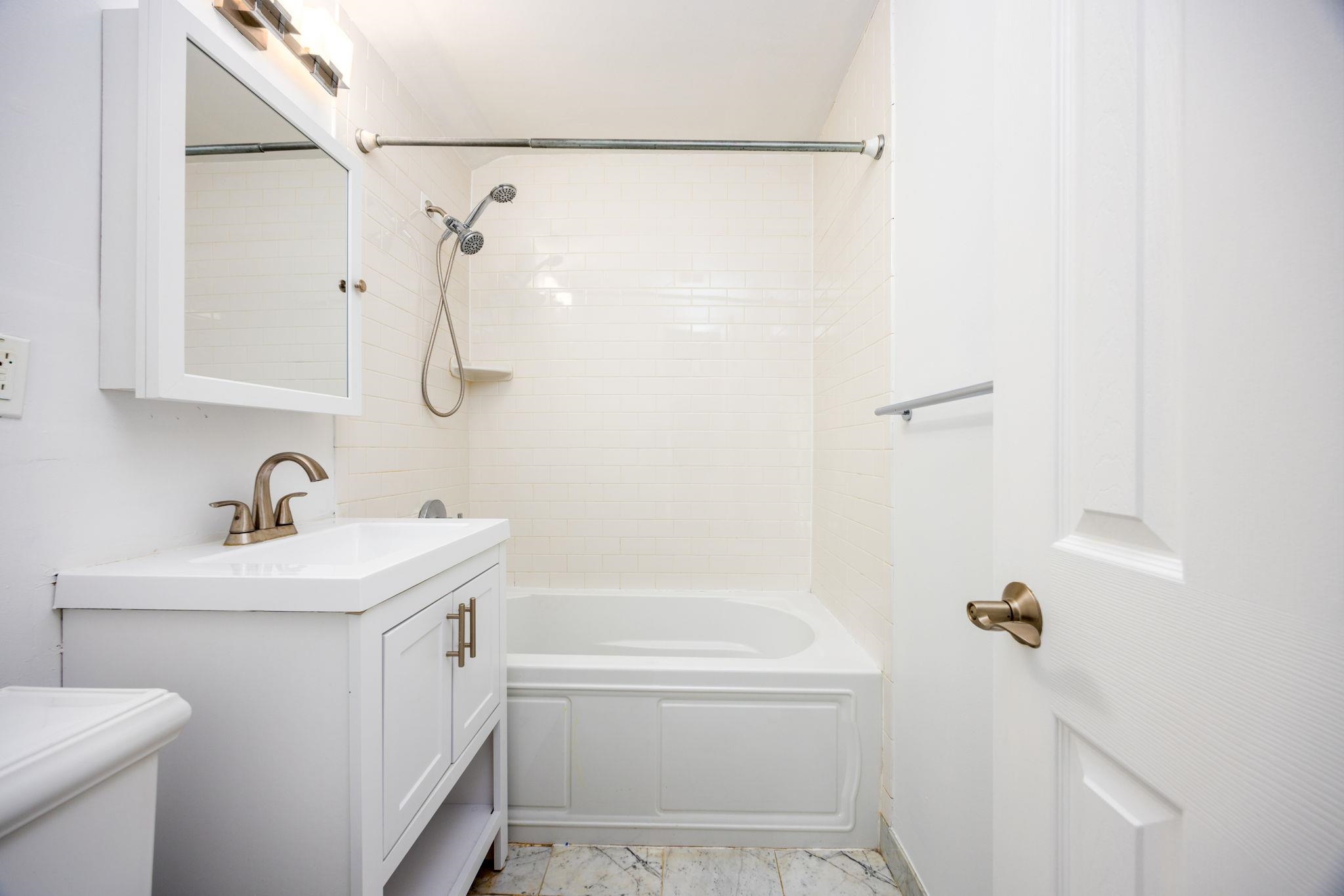 186 WAYNE ST Unit: D-423