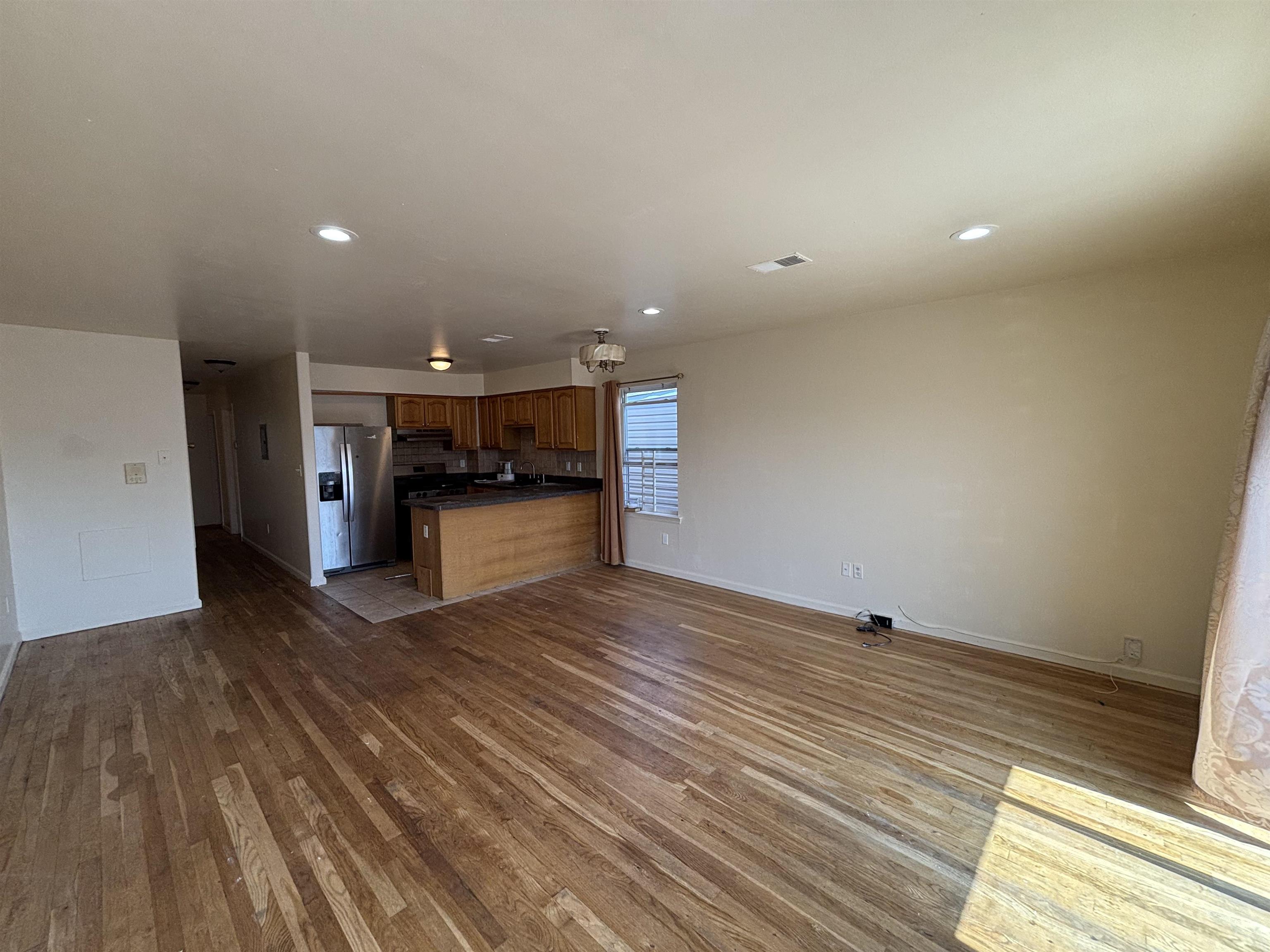68 PAMRAPO AVE Unit: 2