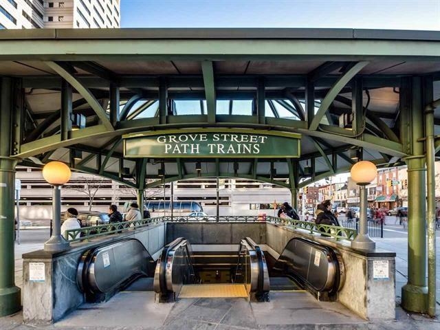 288 BARROW ST Unit: 2