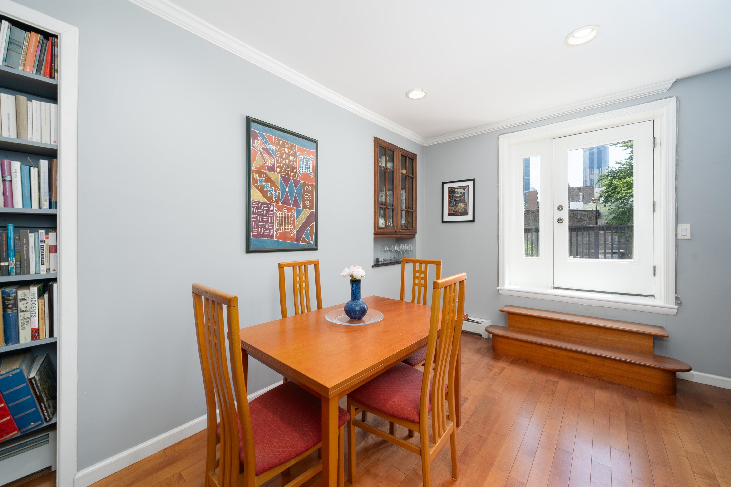 288 BARROW ST Unit: 2