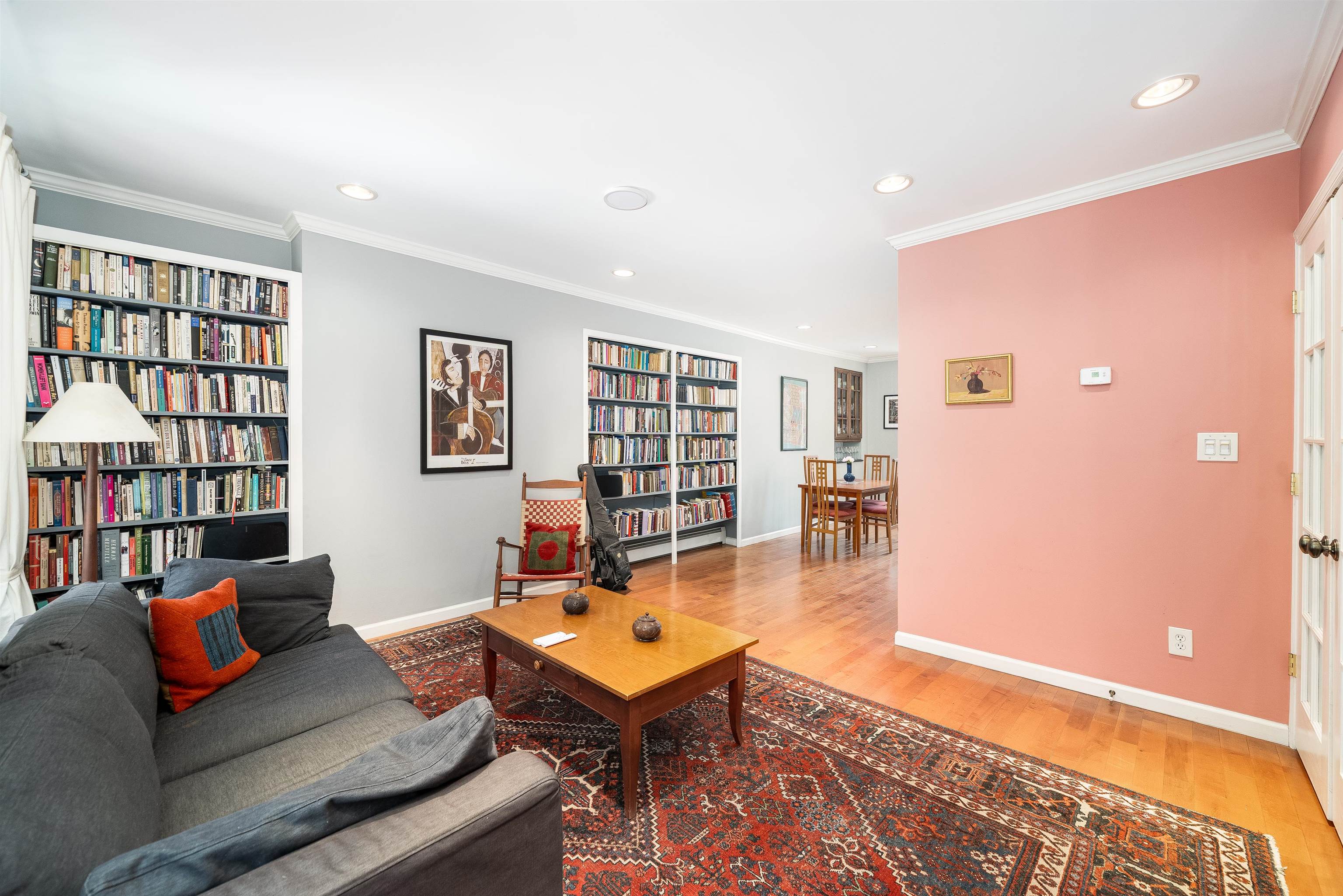 288 BARROW ST Unit: 2