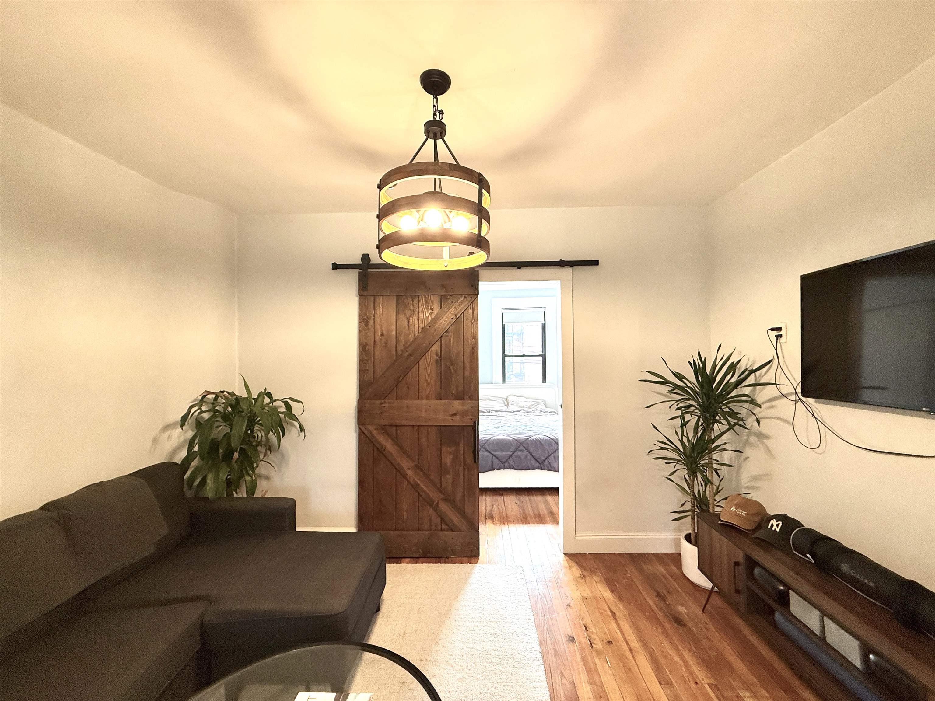 221 BRUNSWICK ST Unit: 2