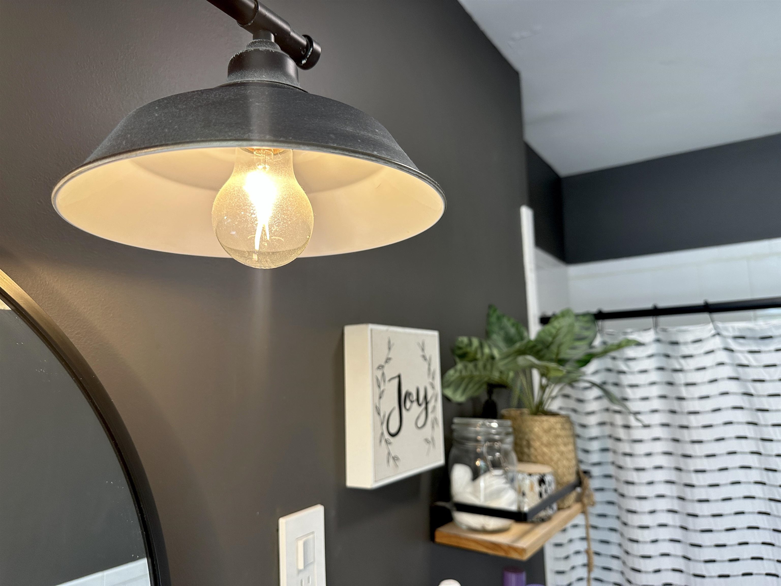 221 BRUNSWICK ST Unit: 2