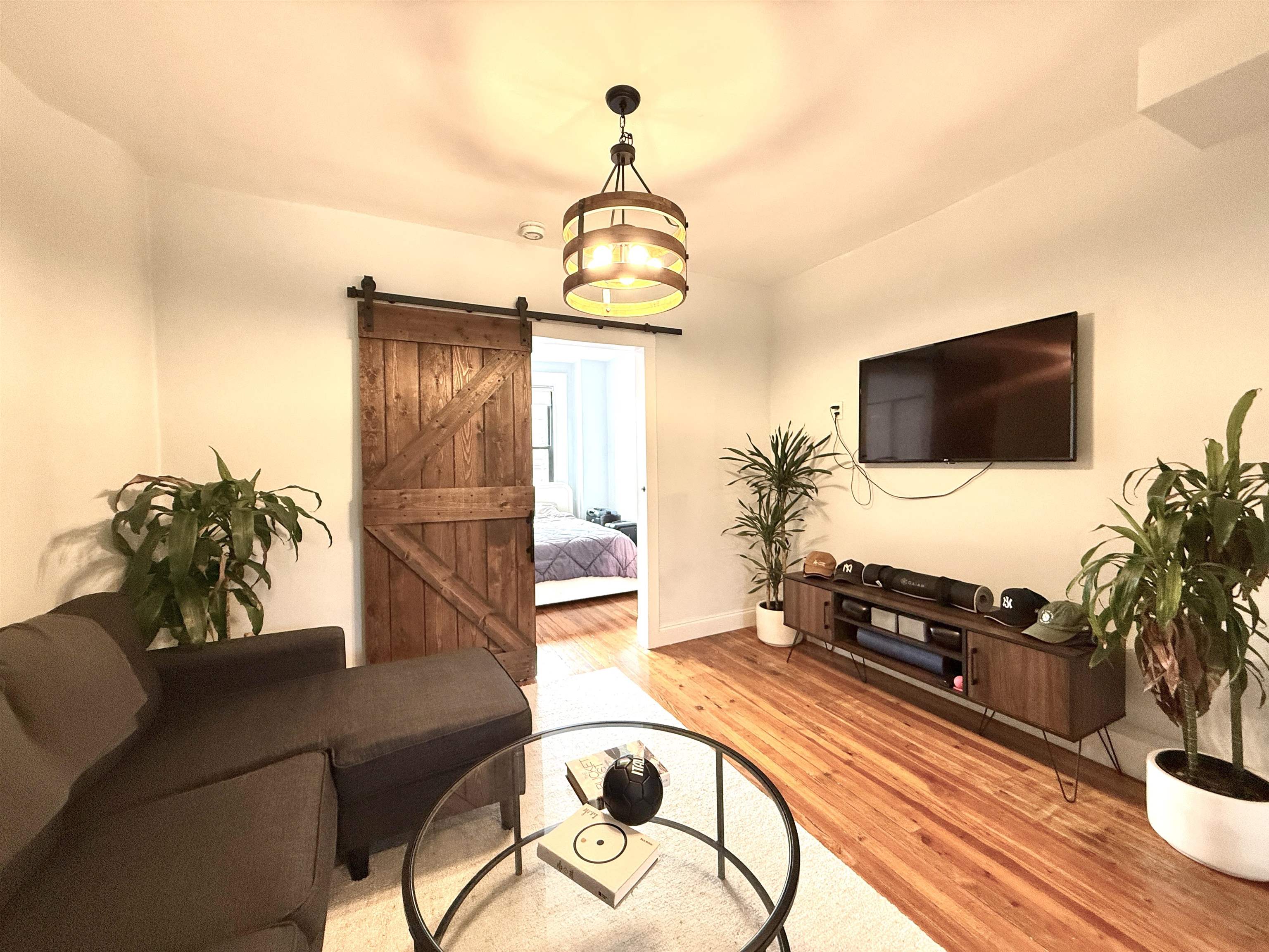 221 BRUNSWICK ST Unit: 2