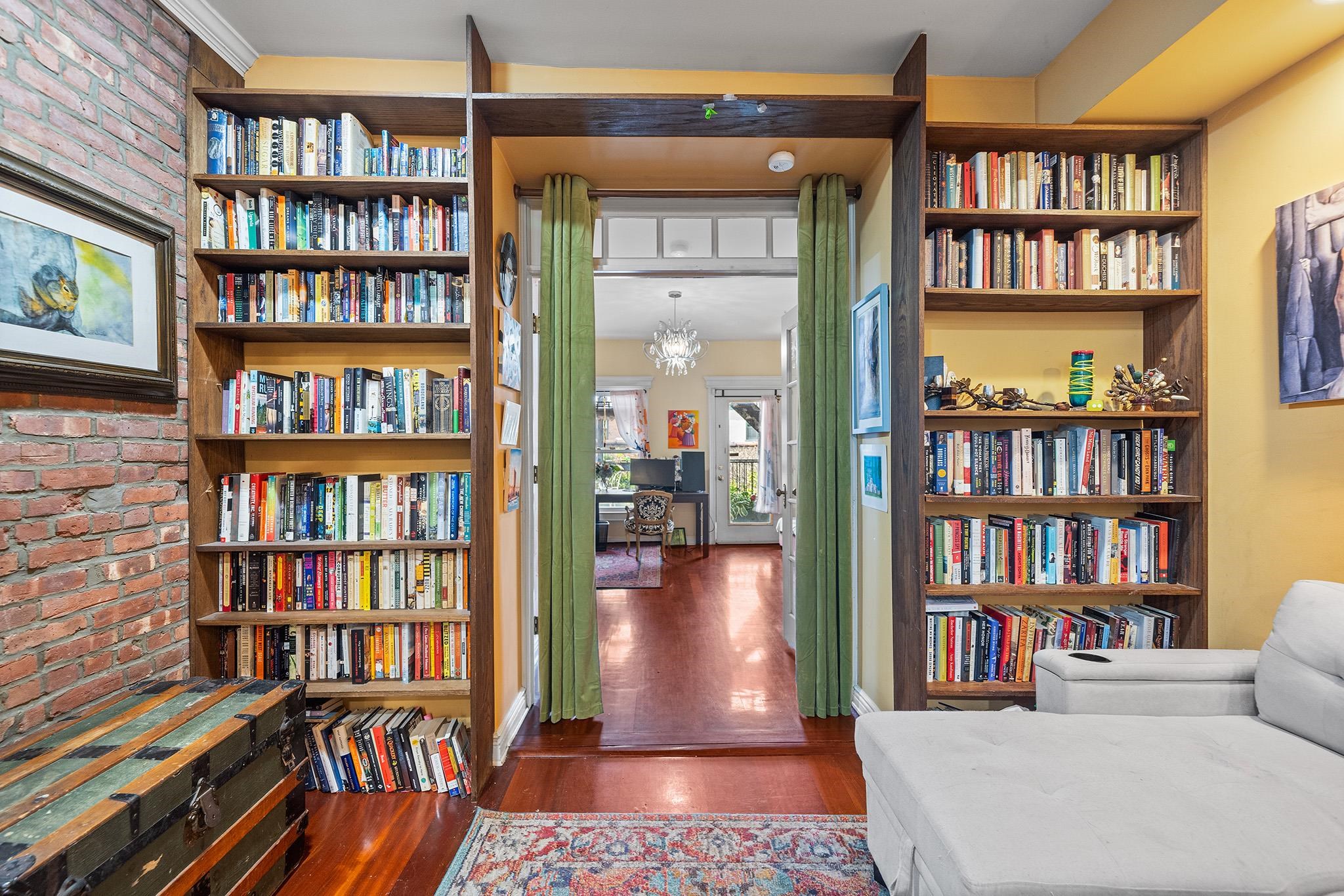352 7TH ST Unit: 3