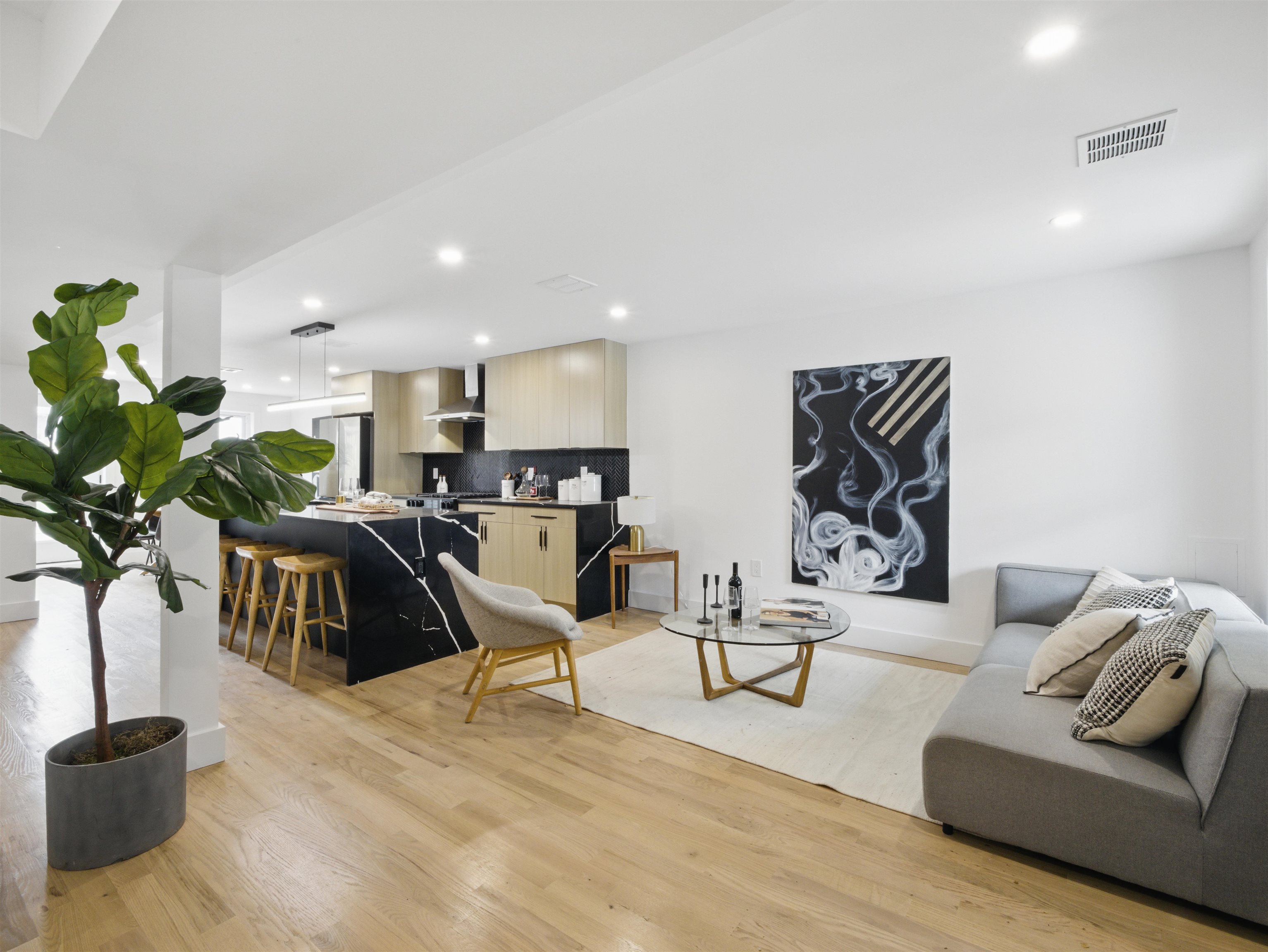 63 JEFFERSON AVE Unit: 1