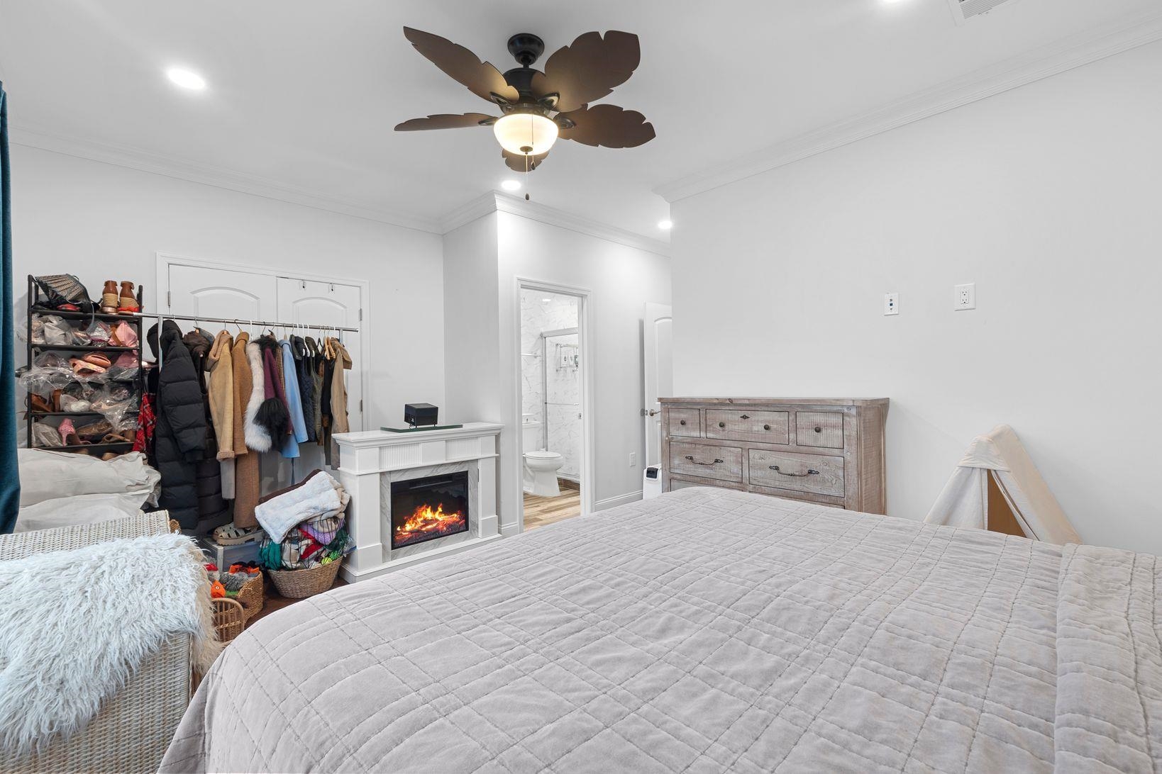 42 GRACE ST Unit: 2A