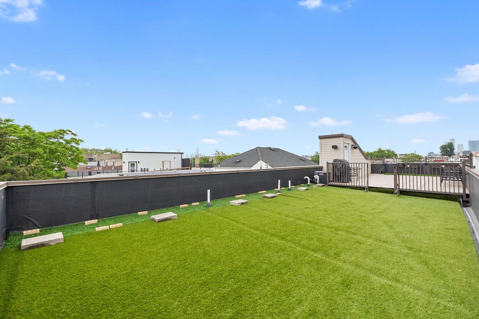 42 GRACE ST Unit: 2A
