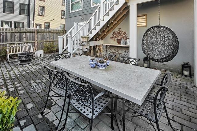 414 1ST ST Unit: 1