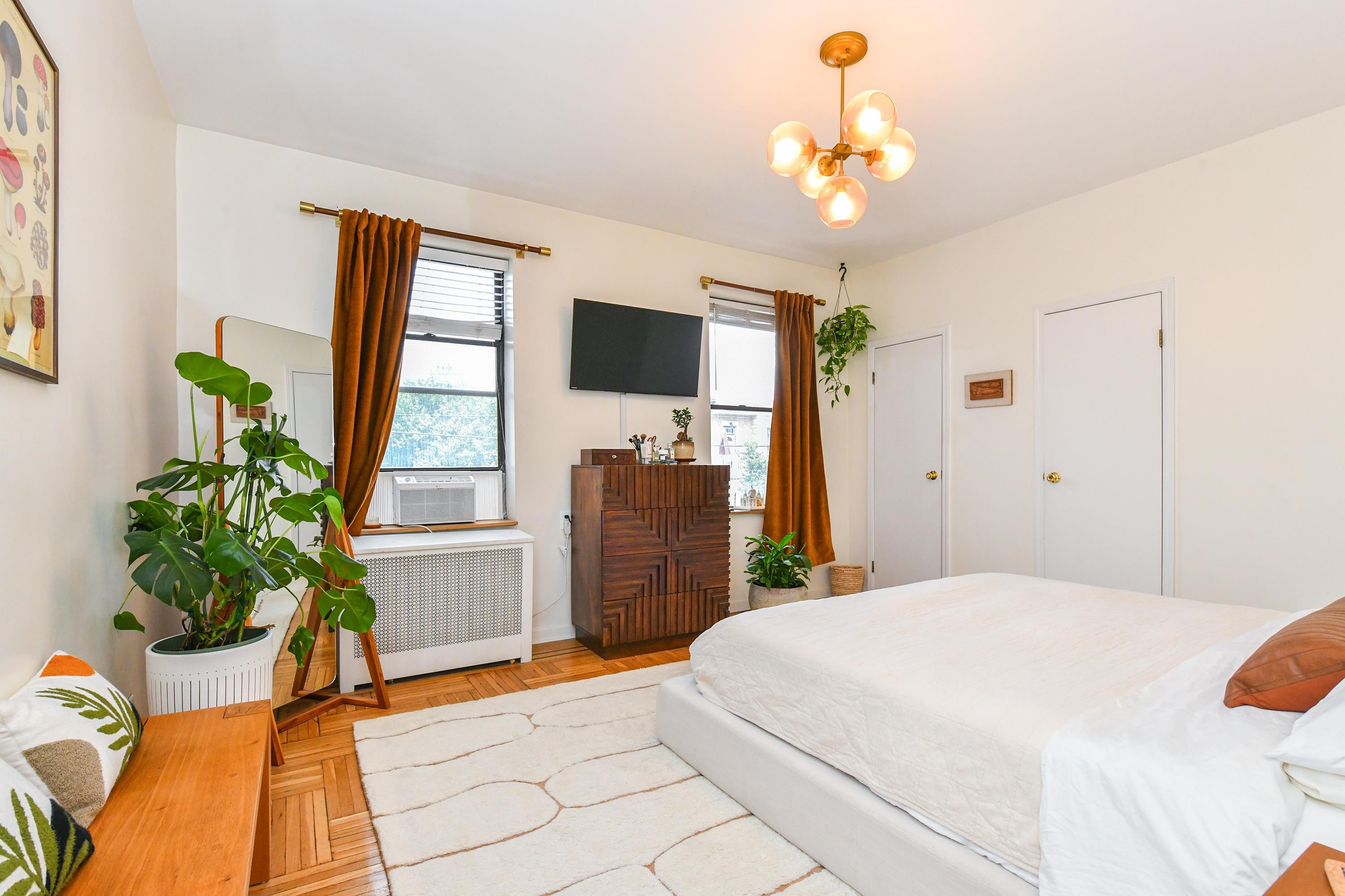 29-33 51ST ST Unit: B5