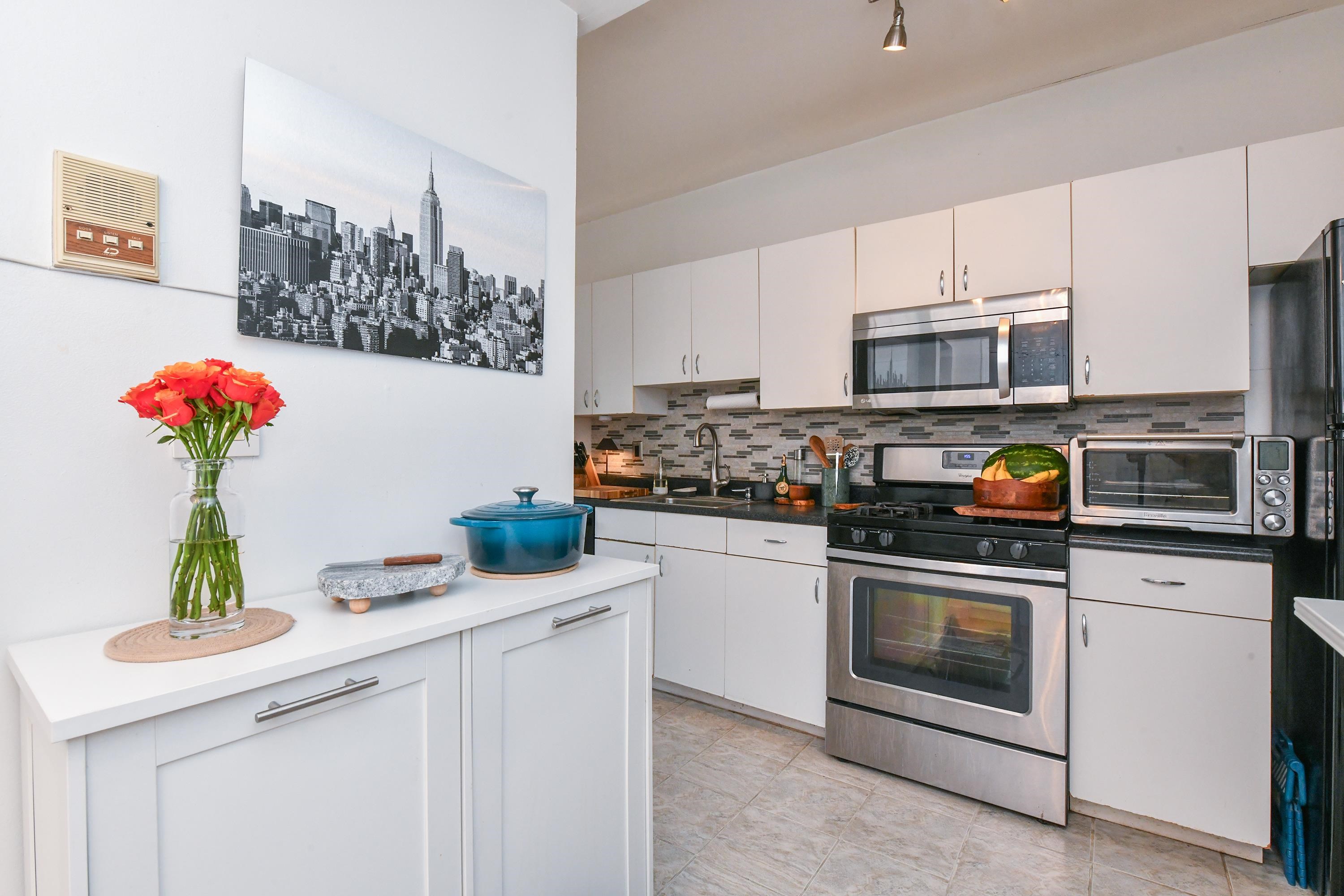 29-33 51ST ST Unit: B5
