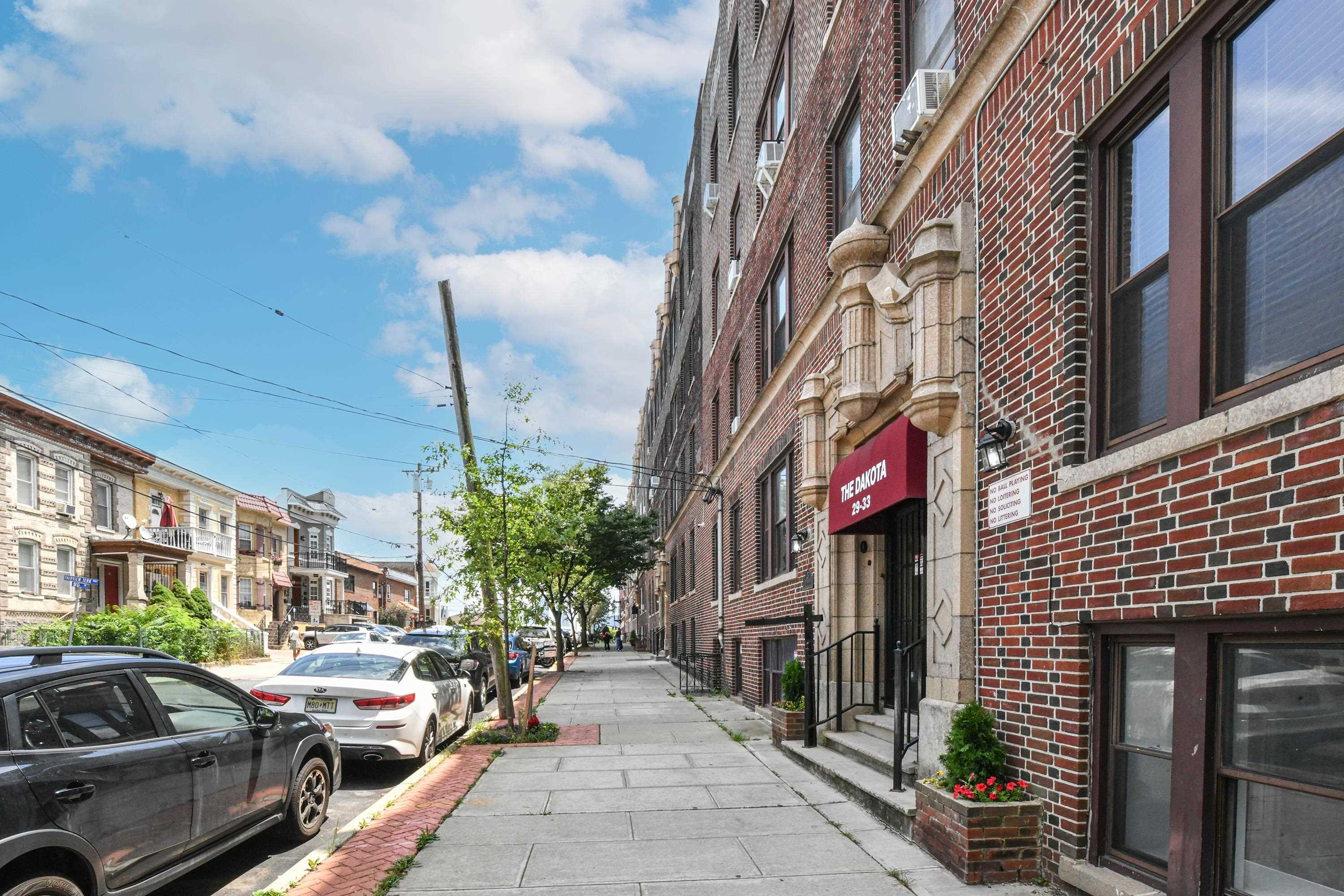 29-33 51ST ST Unit: B5