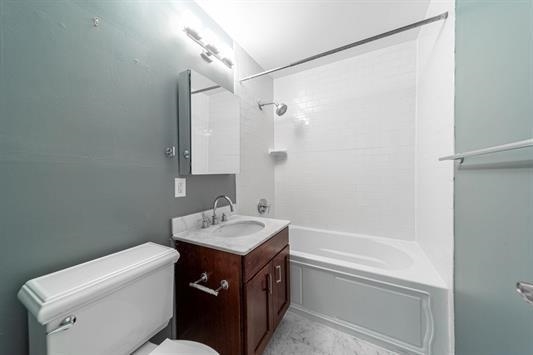 347 VARICK ST Unit: A-419