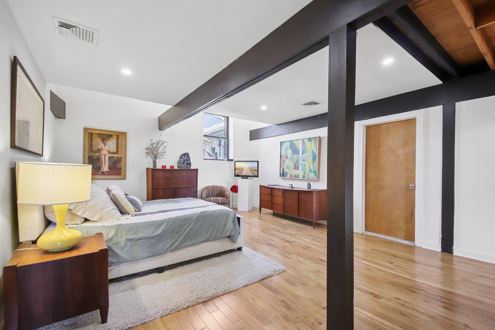 299 PAVONIA AVE Unit: 3-10