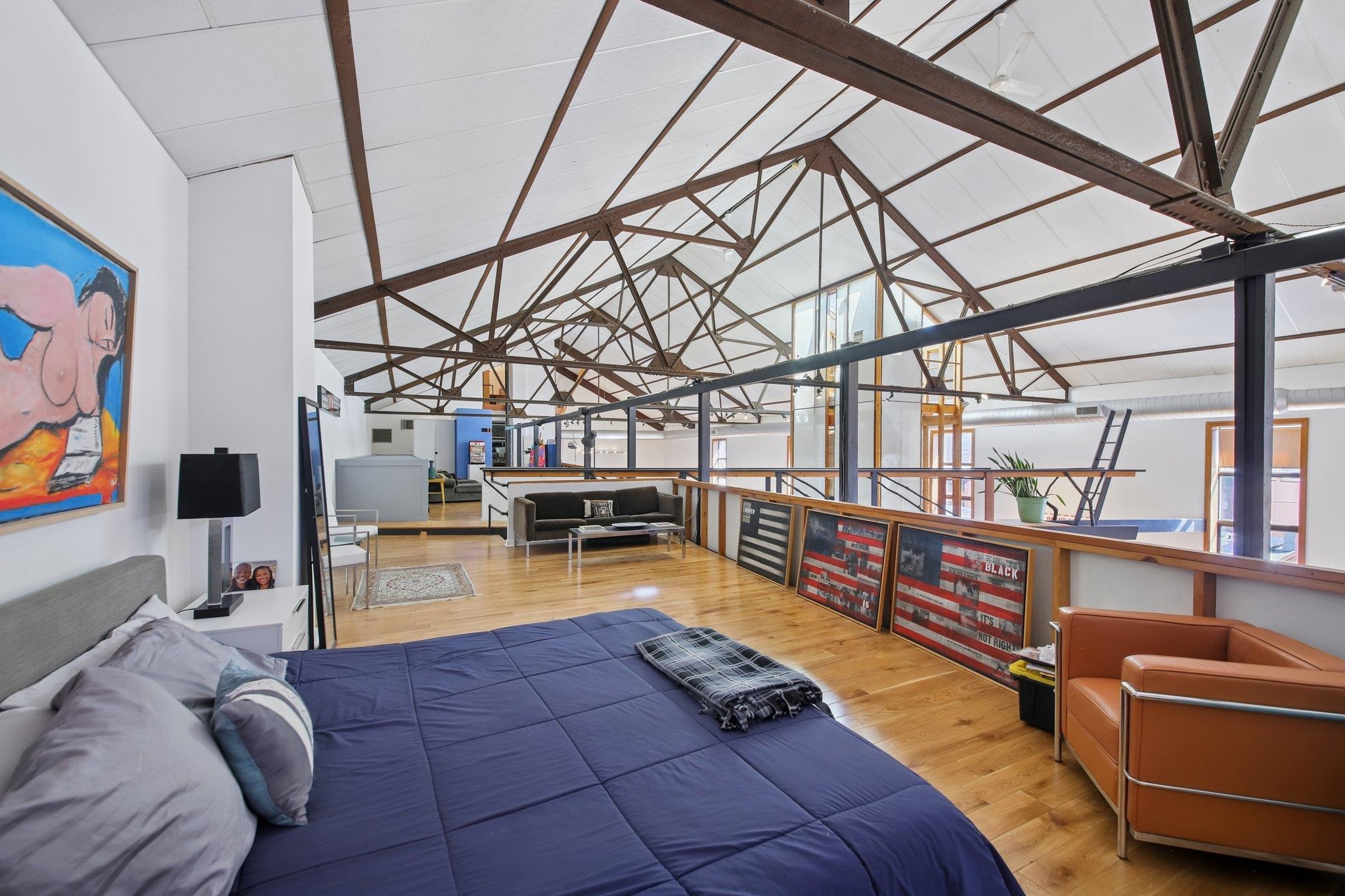 299 PAVONIA AVE Unit: 3-10