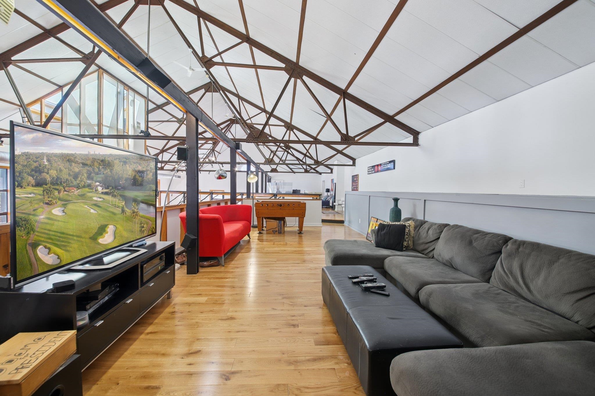 299 PAVONIA AVE Unit: 3-10