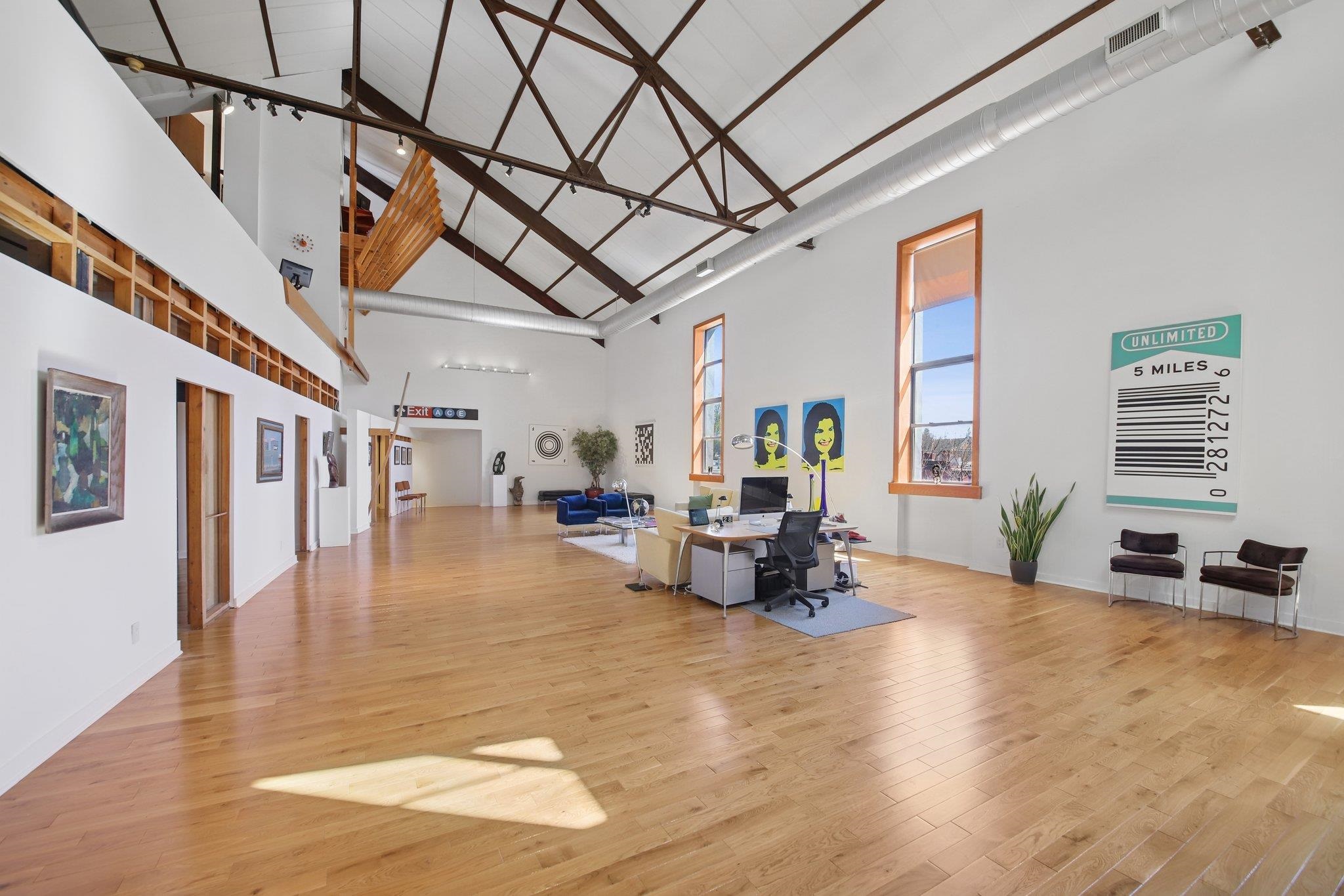 299 PAVONIA AVE Unit: 3-10