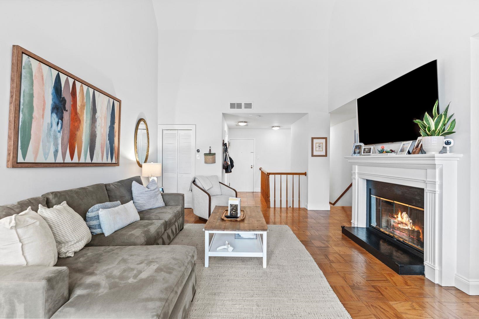 200 SHEARWATER CT WEST Unit: 52