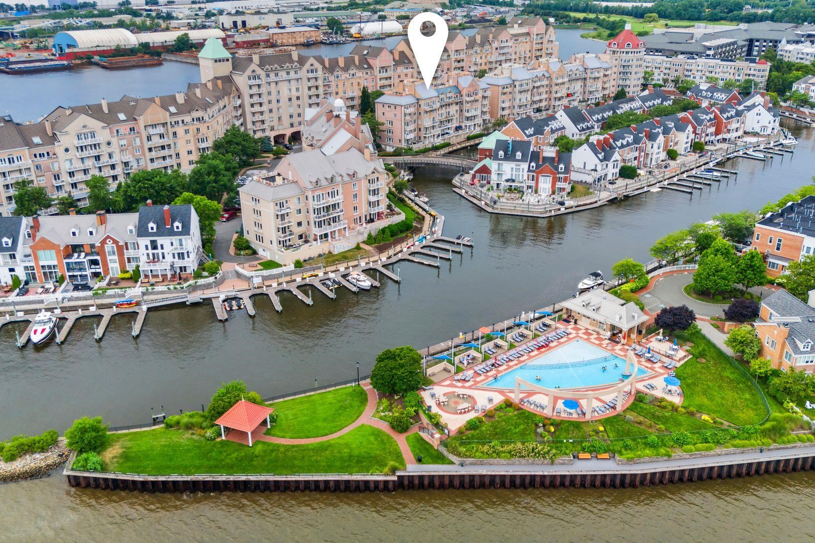 200 SHEARWATER CT WEST Unit: 52