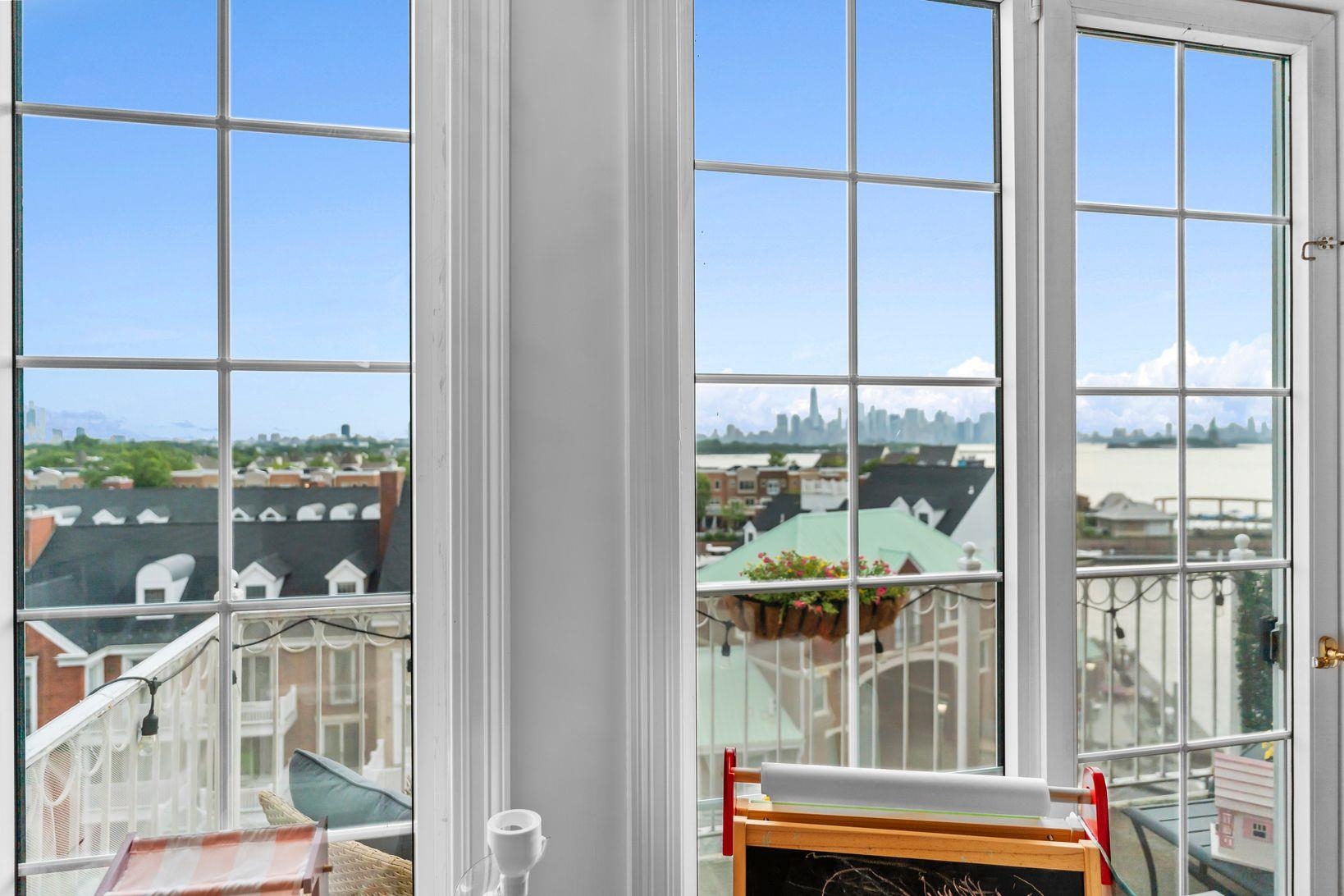 200 SHEARWATER CT WEST Unit: 52