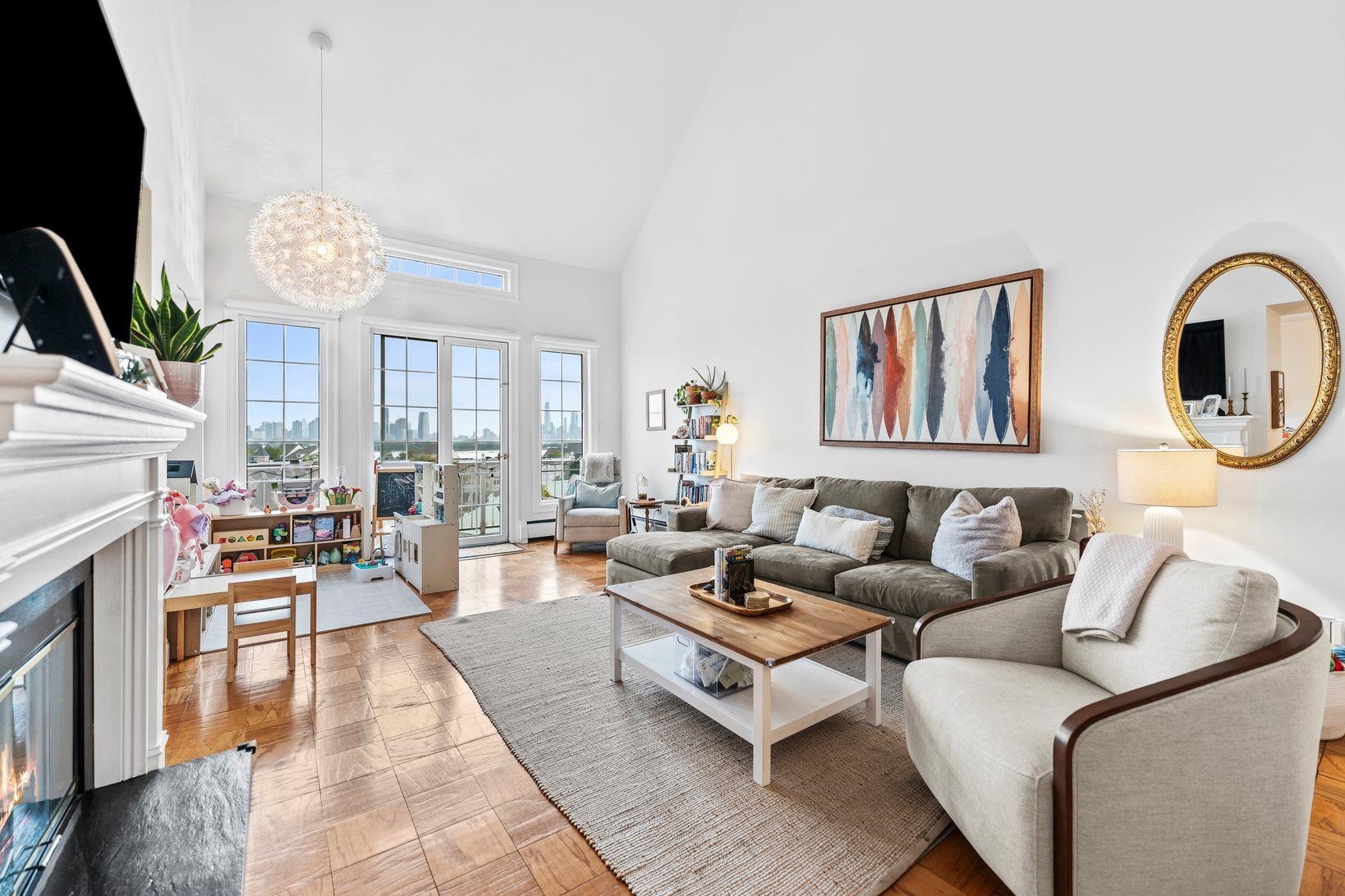 200 SHEARWATER CT WEST Unit: 52