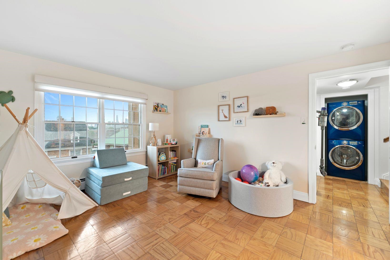 200 SHEARWATER CT WEST Unit: 52