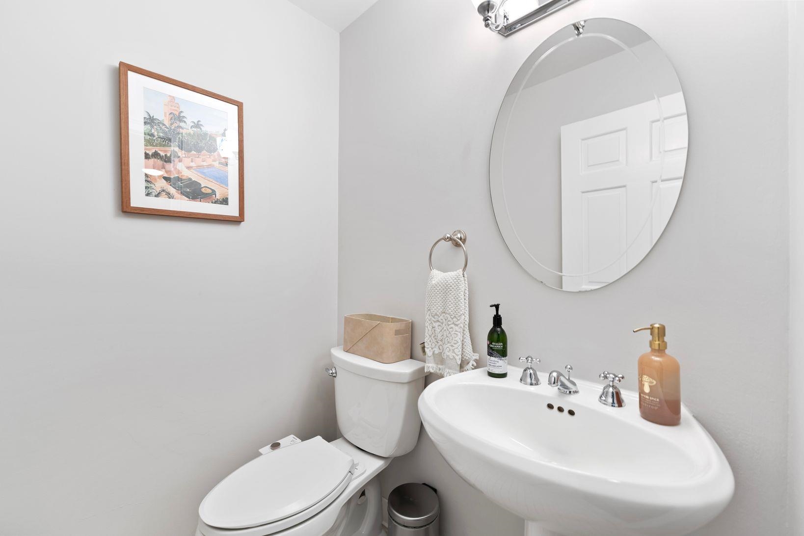 200 SHEARWATER CT WEST Unit: 52