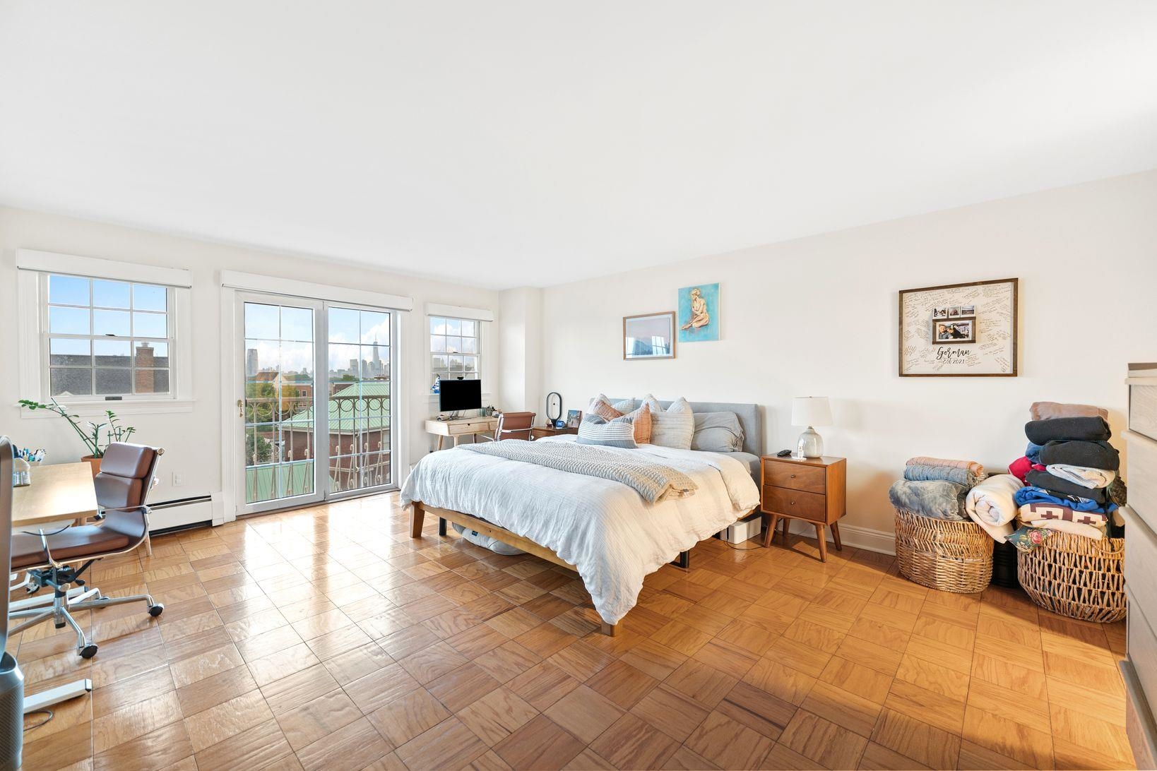 200 SHEARWATER CT WEST Unit: 52