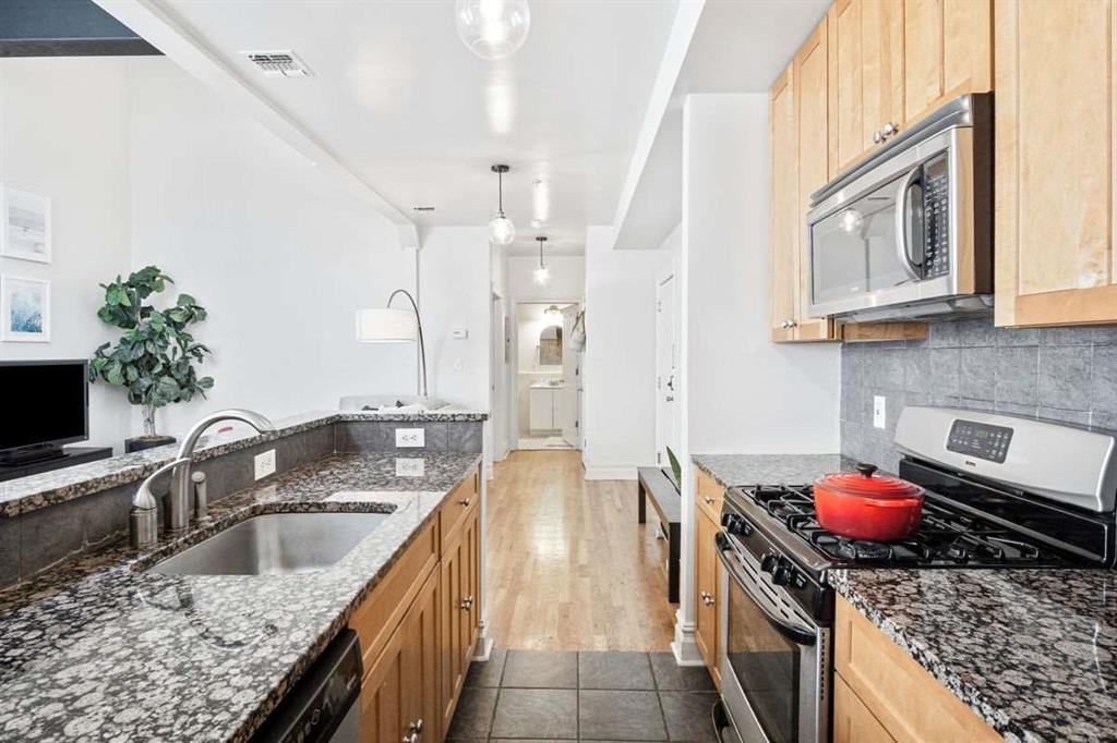 9 COLES ST Unit: 10