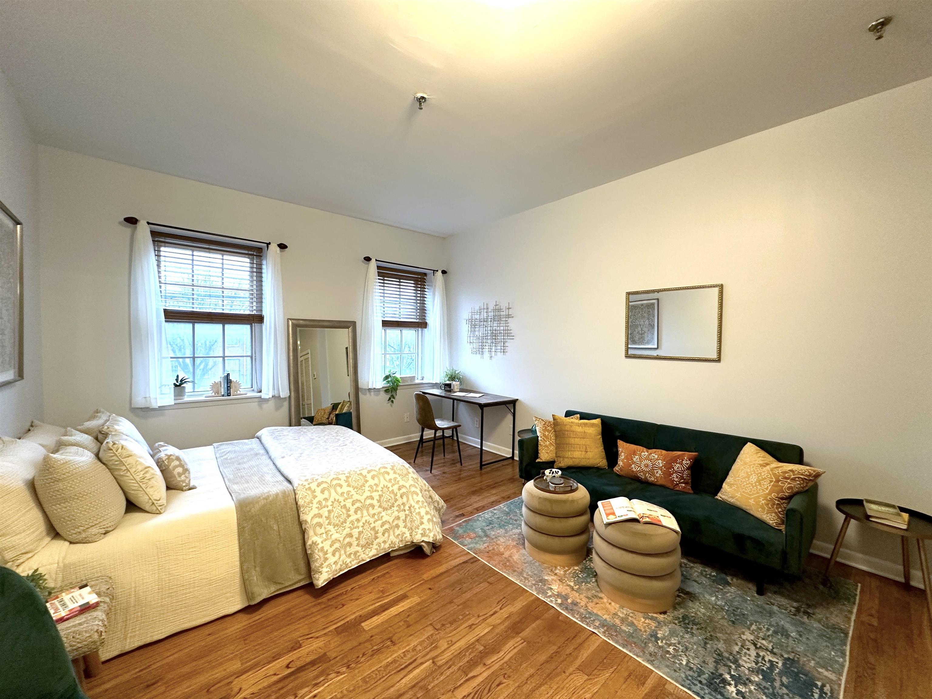 227 CHRISTOPHER COLUMBUS DR Unit: 219B
