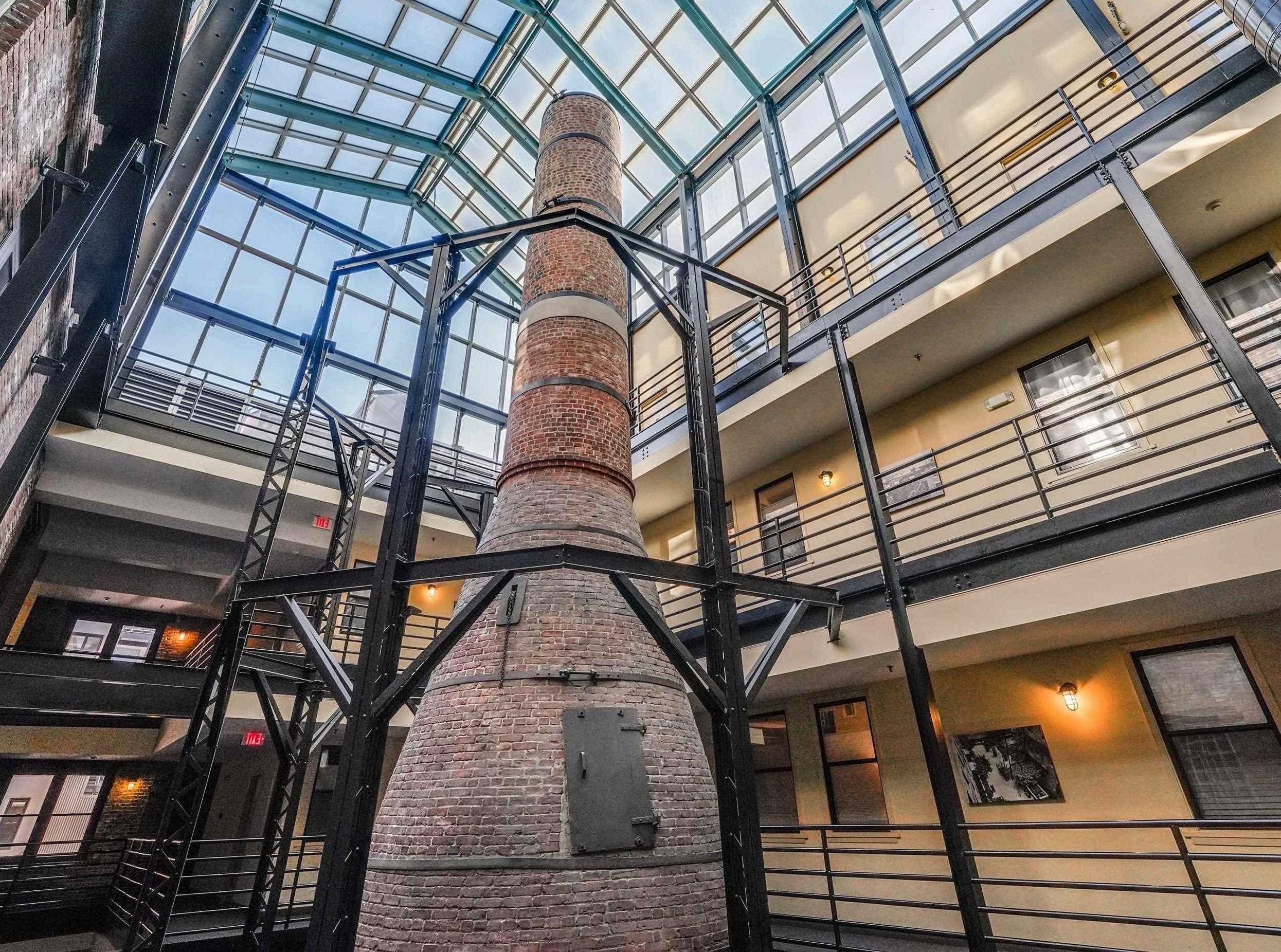 227 CHRISTOPHER COLUMBUS DR Unit: 219B