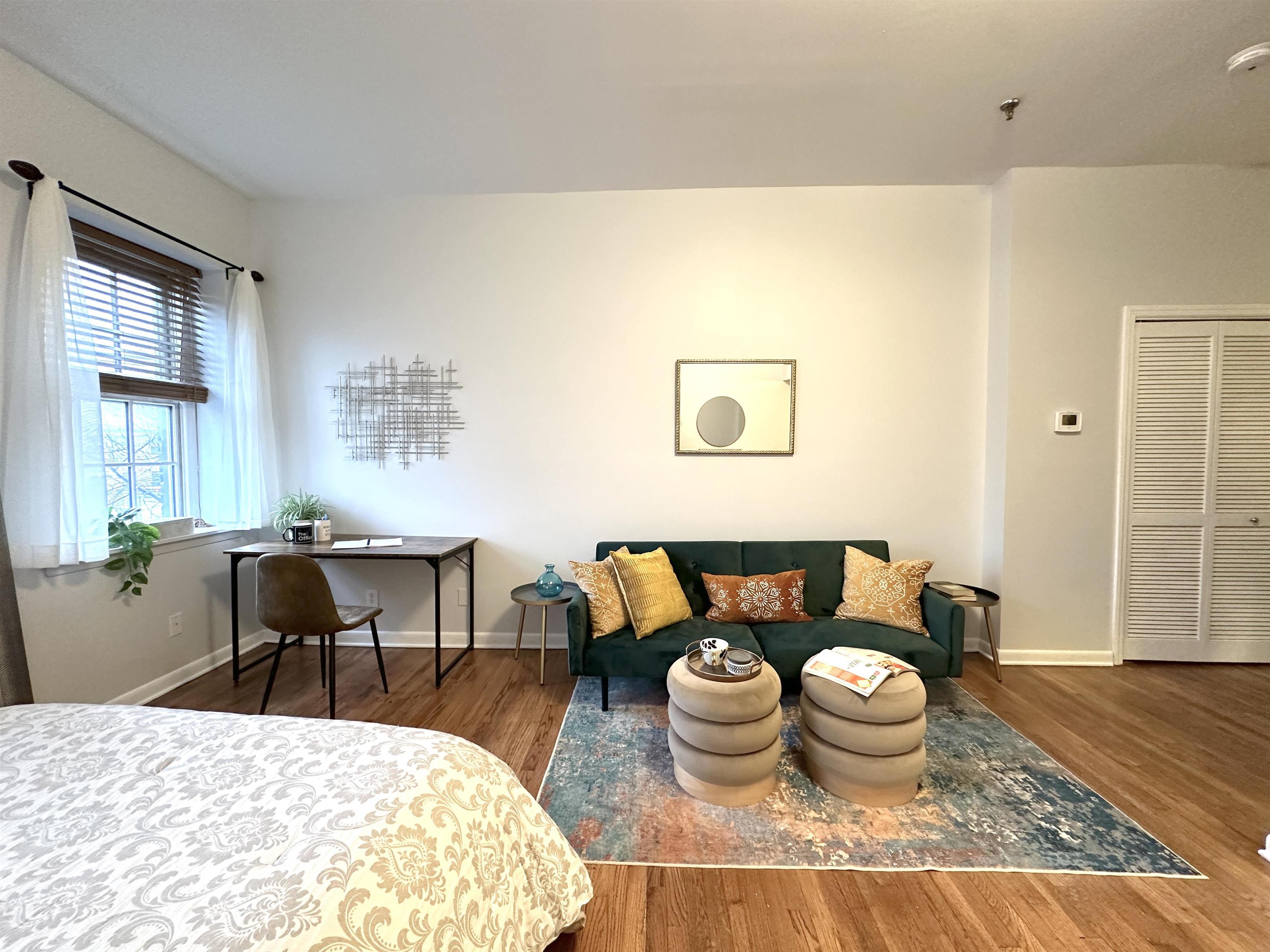 227 CHRISTOPHER COLUMBUS DR Unit: 219B
