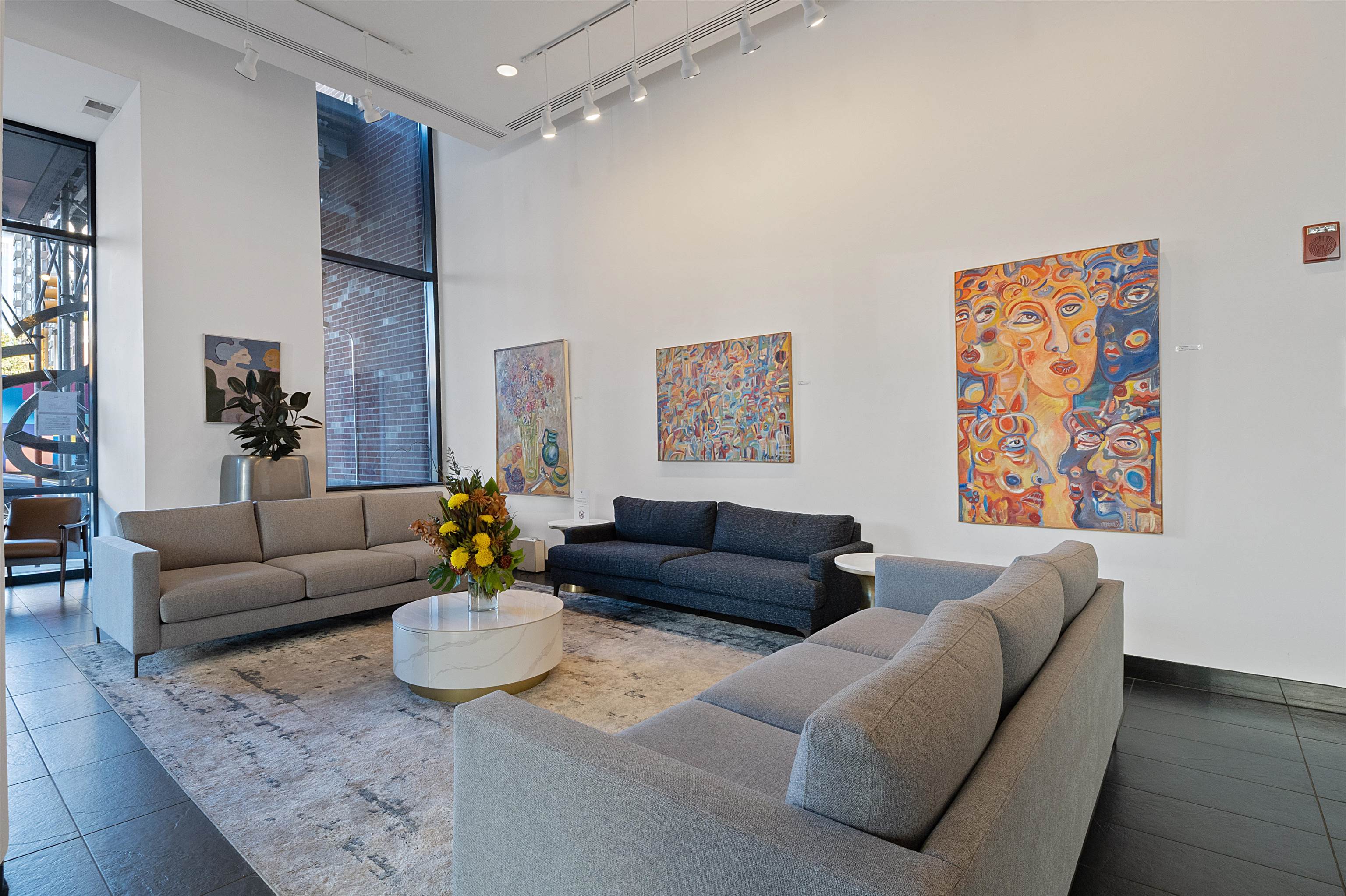 389 WASHINGTON ST Unit: 15E