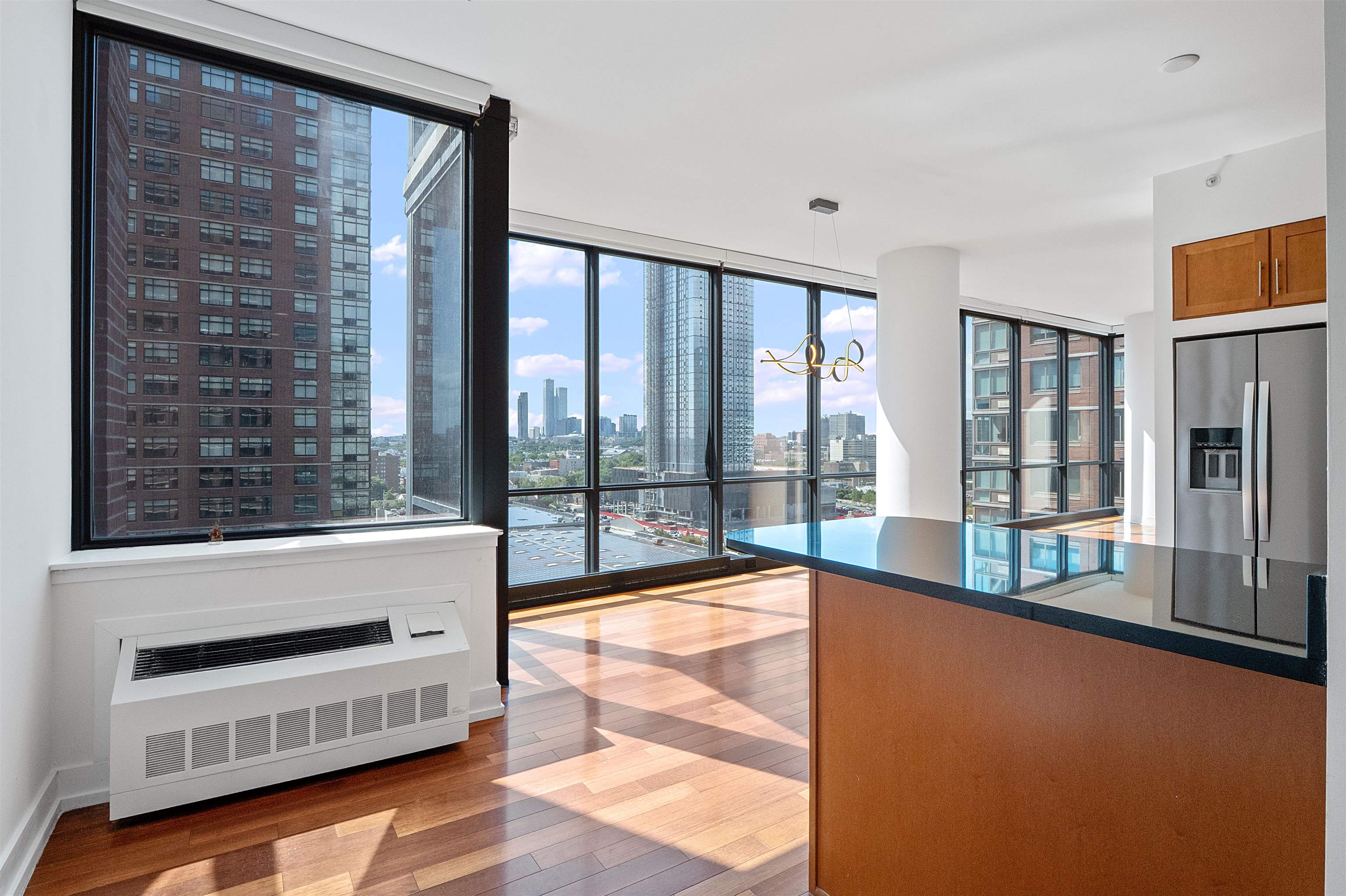 389 WASHINGTON ST Unit: 15E