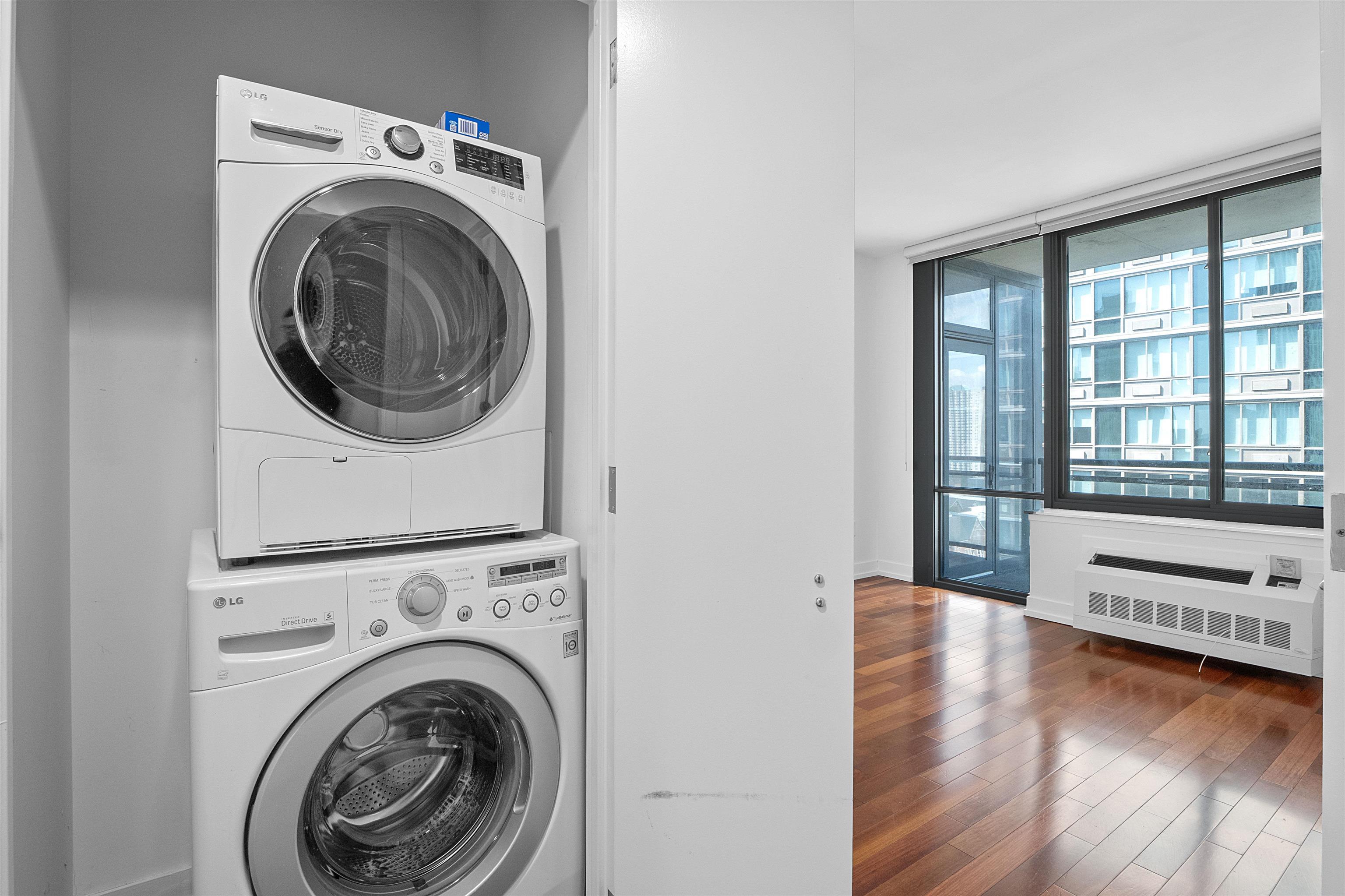 389 WASHINGTON ST Unit: 15E