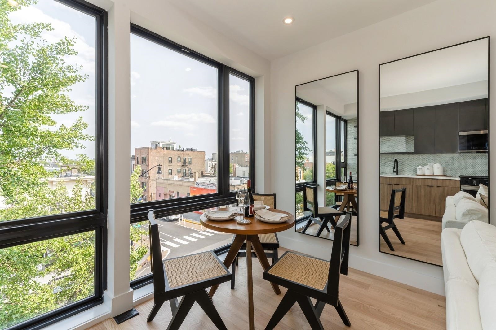433 CENTRAL AVE Unit: 3A