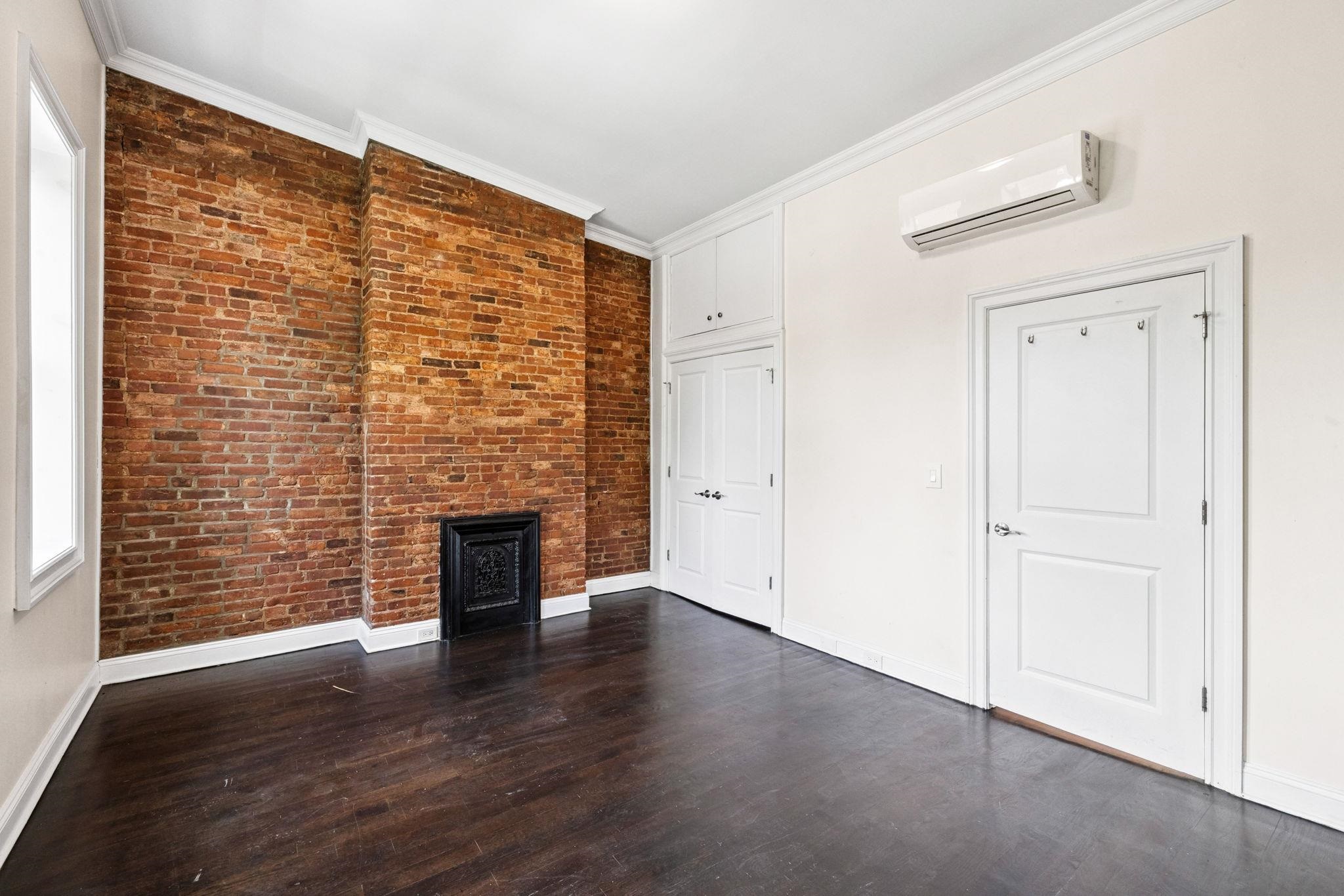 37 ASTOR PL